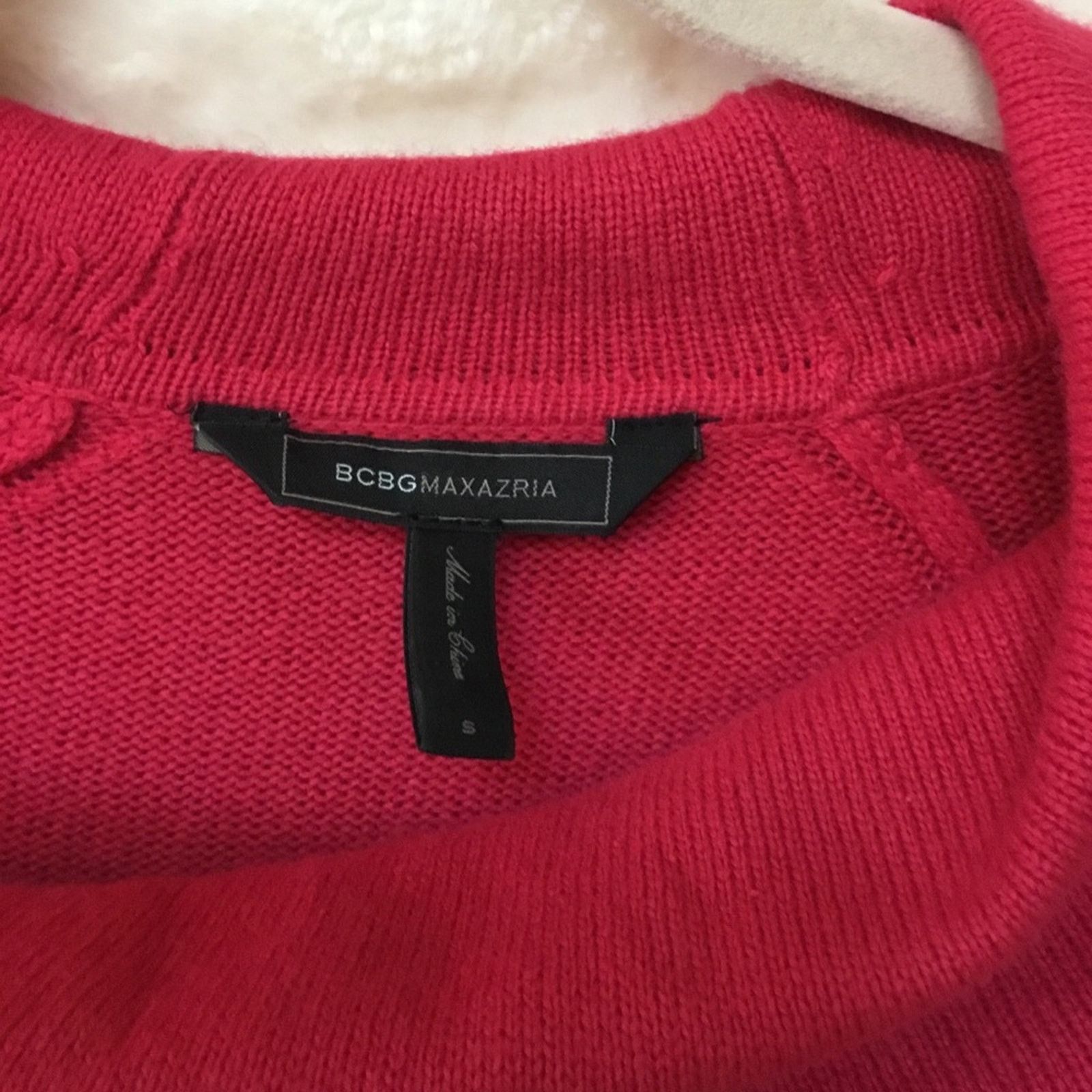 Bcbgmaxazria BCBGMaxAzria Red Quarter Sleeve Cowl Neck Sweater Size S / US 4 / IT 40 - 3 Thumbnail