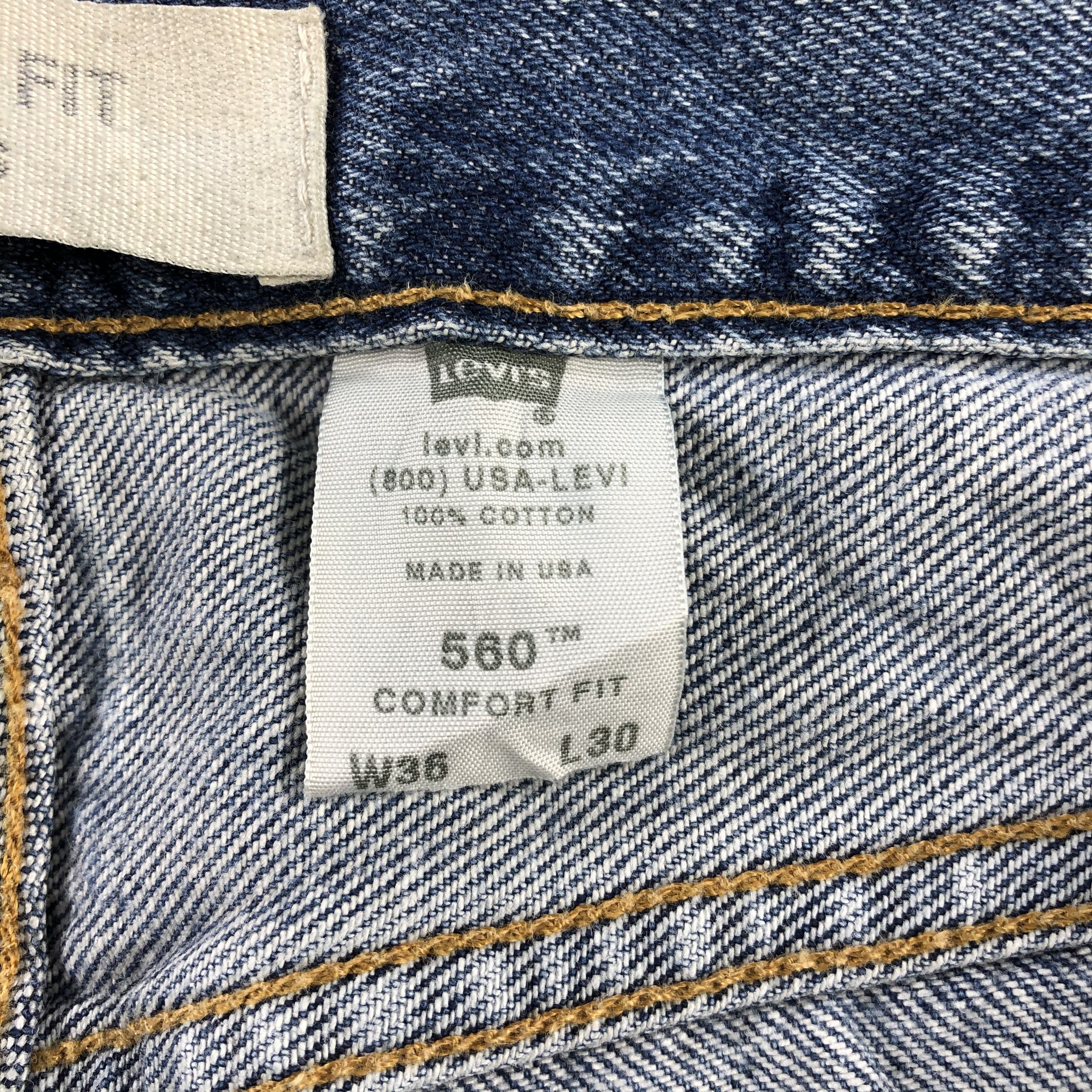 Levi's Vintage Blue Wash Levis 560 Jeans-J2340 Size US 35 - 10 Thumbnail