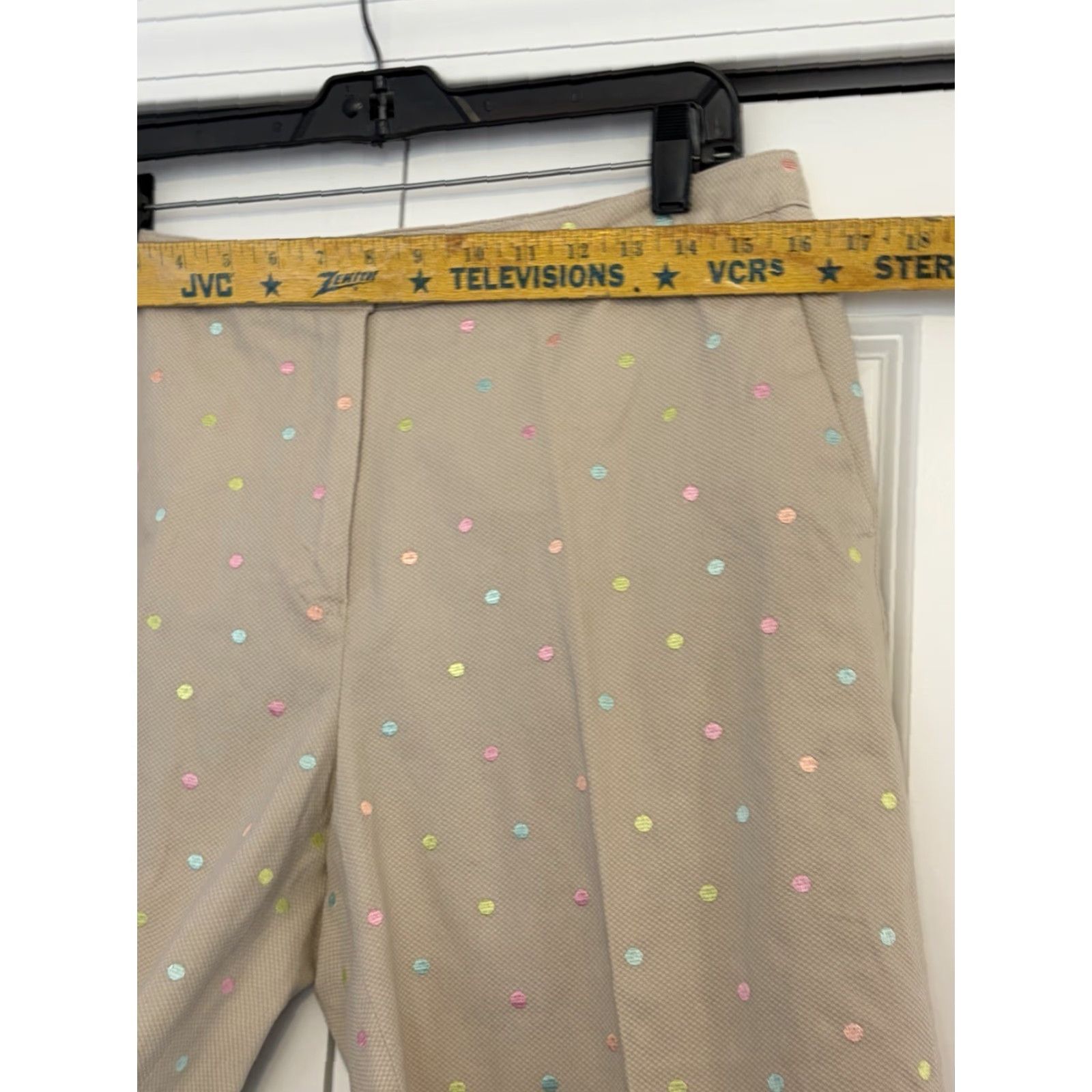 Vintage EP Pro Golf Shorts Women Polka Dot Beige Flat Front 12 Be​ige Athletic Pockets Stretch Golf Tennis Womens Size 34" / US 12 / IT 48 - 5 Thumbnail