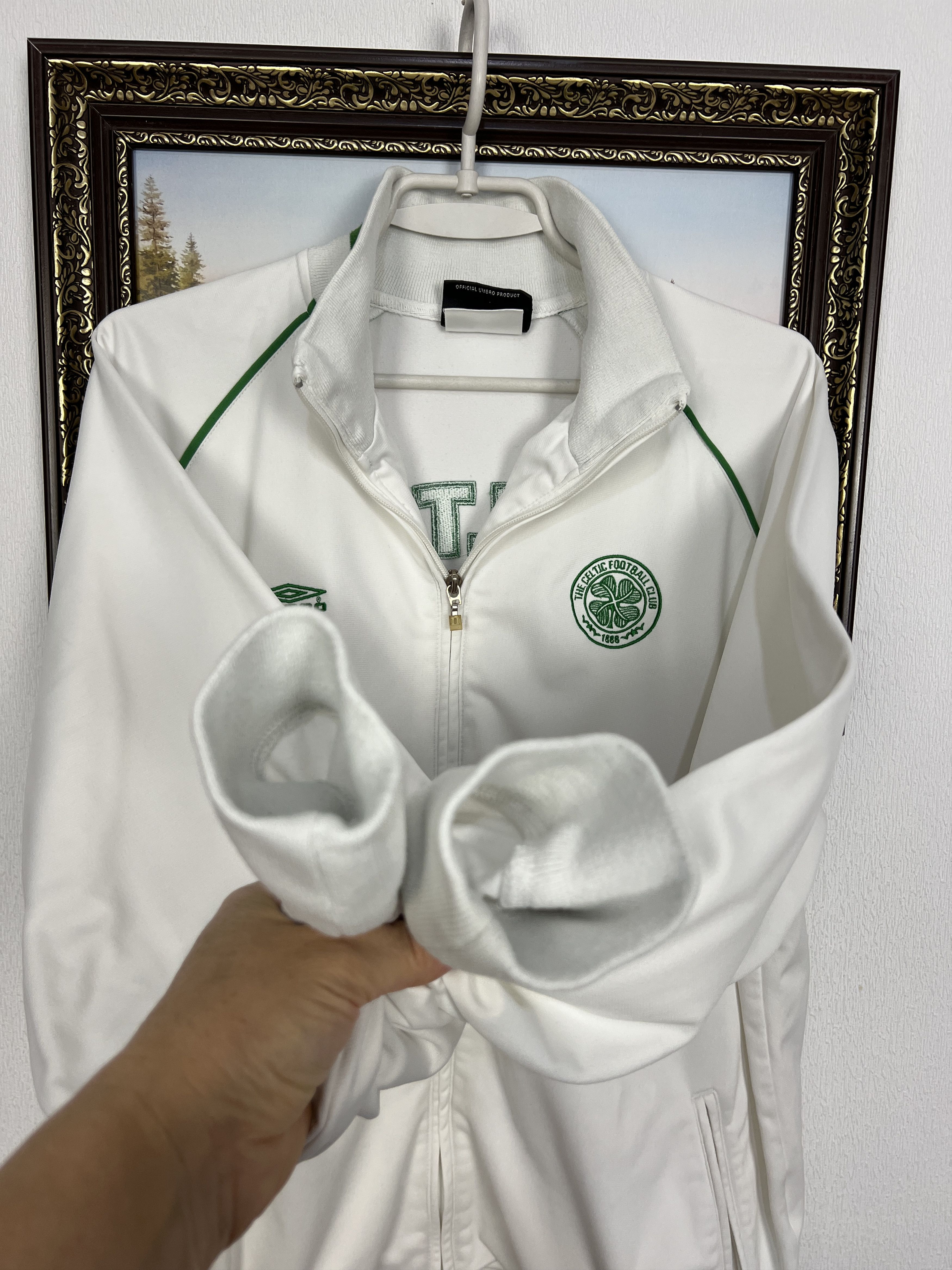 Umbro Vintage Celtic Football Jacket Soccer Track Top Zip Rare Size US L / EU 52-54 / 3 - 6 Thumbnail