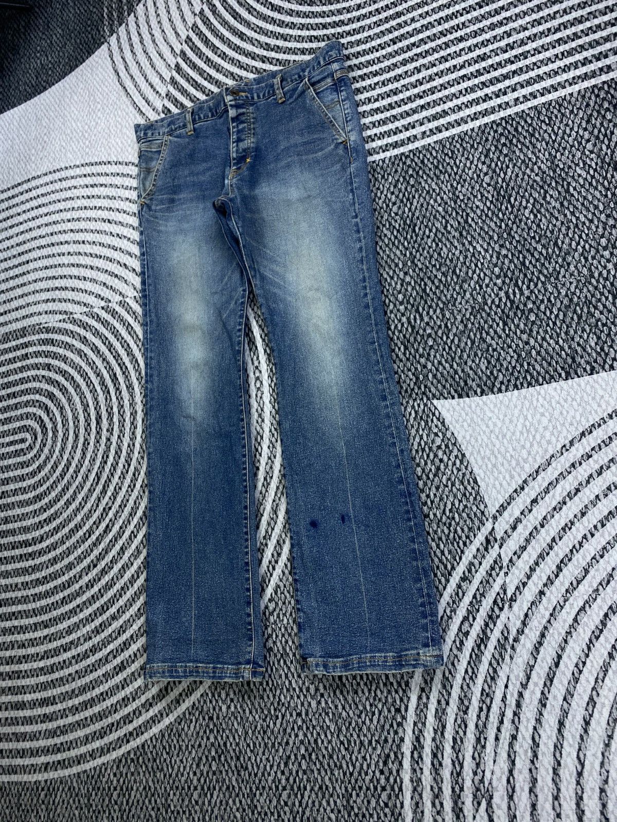 DISCOVERED Vintage Flared Discovered Japan Blue Distressed Denim Jeans Size US 35 - 4 Thumbnail