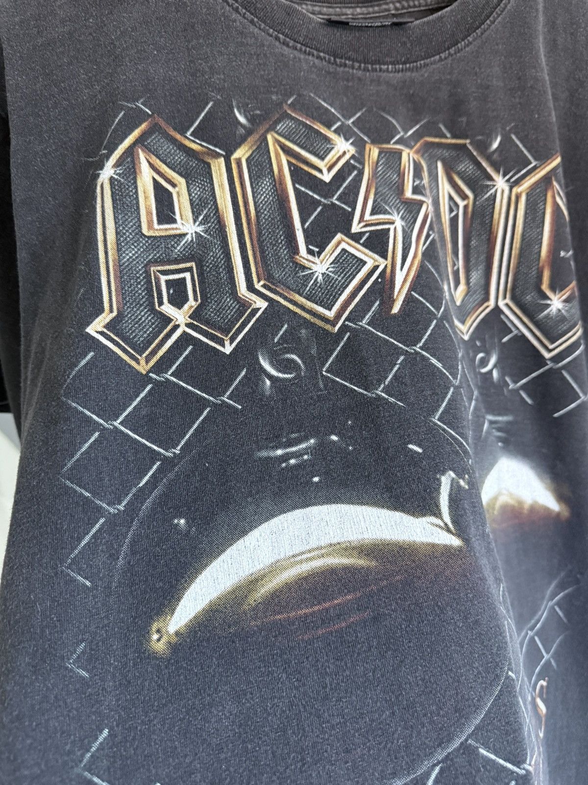 AC/DC Vintage Ac/Dc T-shirt Size US L / EU 52-54 / 3 - 5 Thumbnail