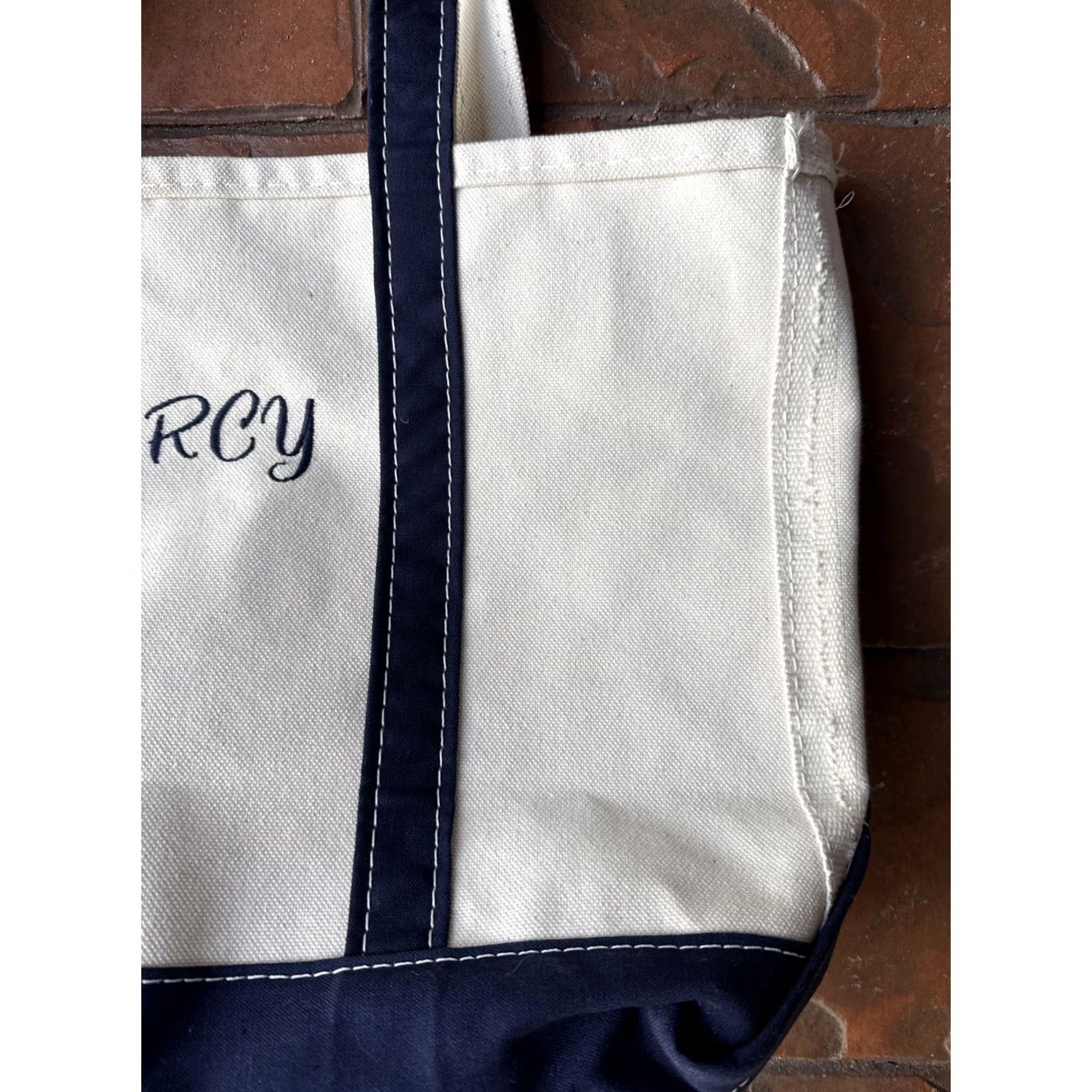 Vintage VINTAGE LL Bean Boat & Tote Canvas Bag 18x12 White/blue 90s Tote Unisex Adults Medium 18x12 Navy Blue Bag Width: 18 in Handled Cotton Mens/Womens Size ONE SIZE - 6 Thumbnail