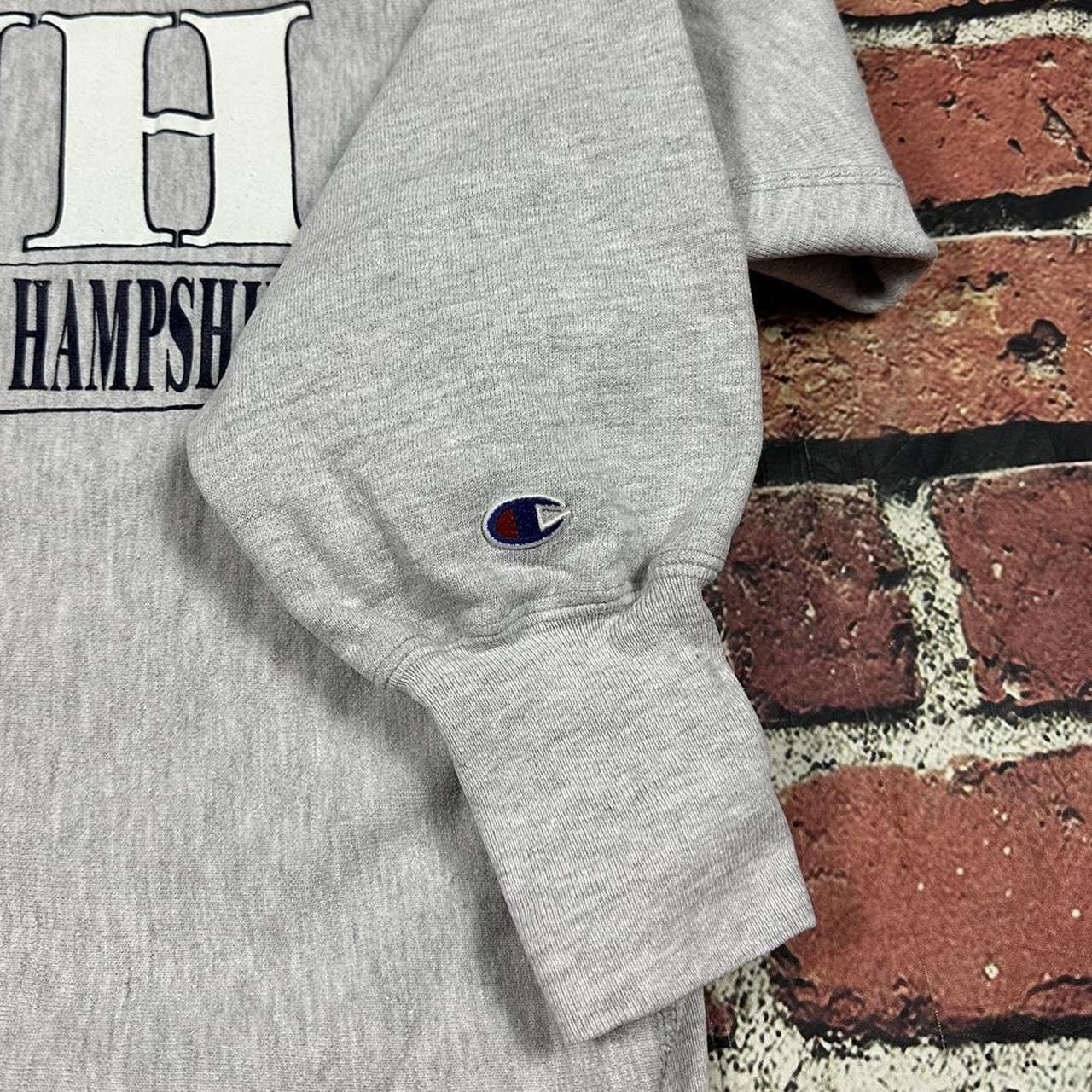 Champion Vintage University New Hampshire Reverse Weave Sweatshirt Size US XL / EU 56 / 4 - 7 Thumbnail