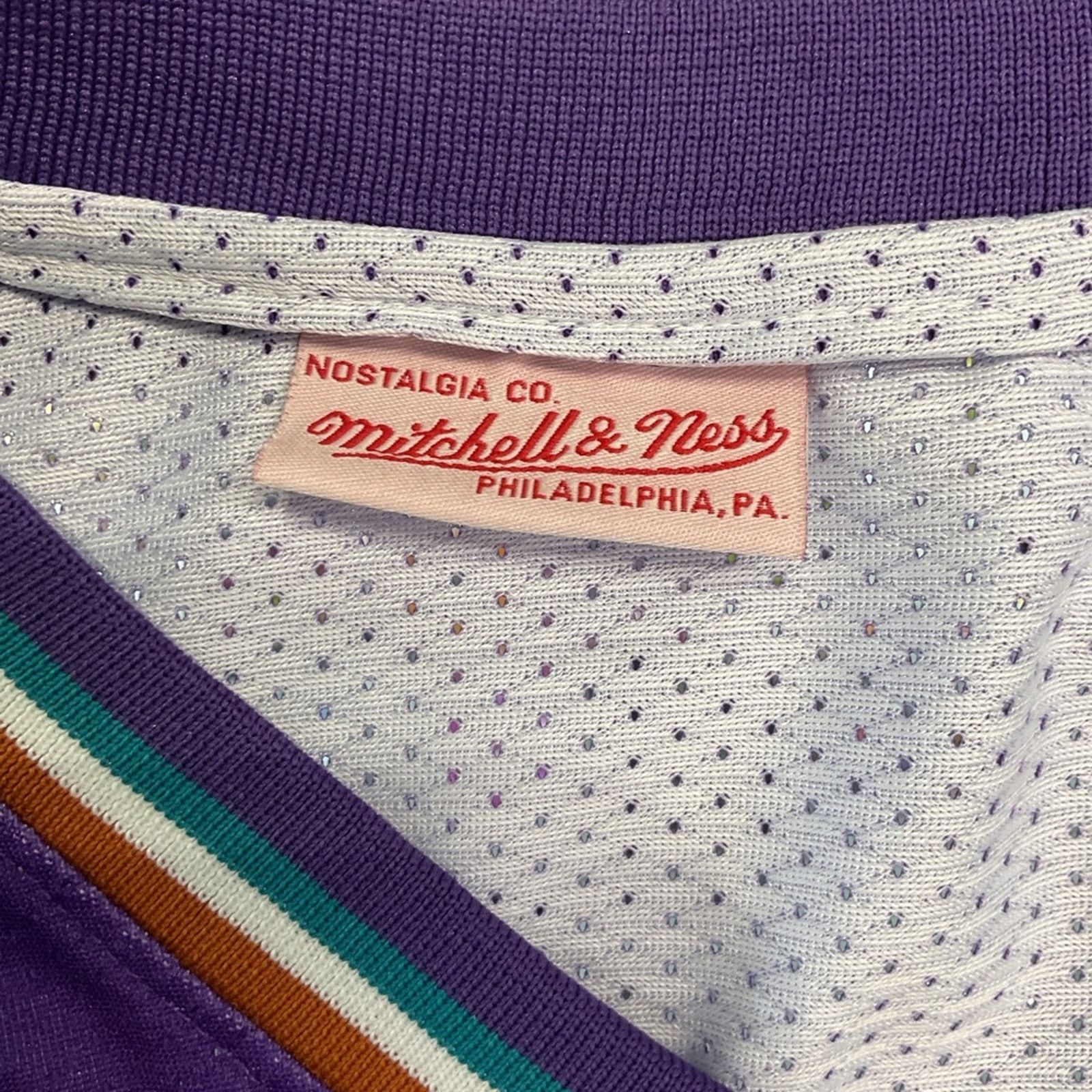 Mitchell & Ness Mitchell & Ness Utah Jazz Jersey #32 Malone Size US S / EU 44-46 / 1 - 3 Thumbnail