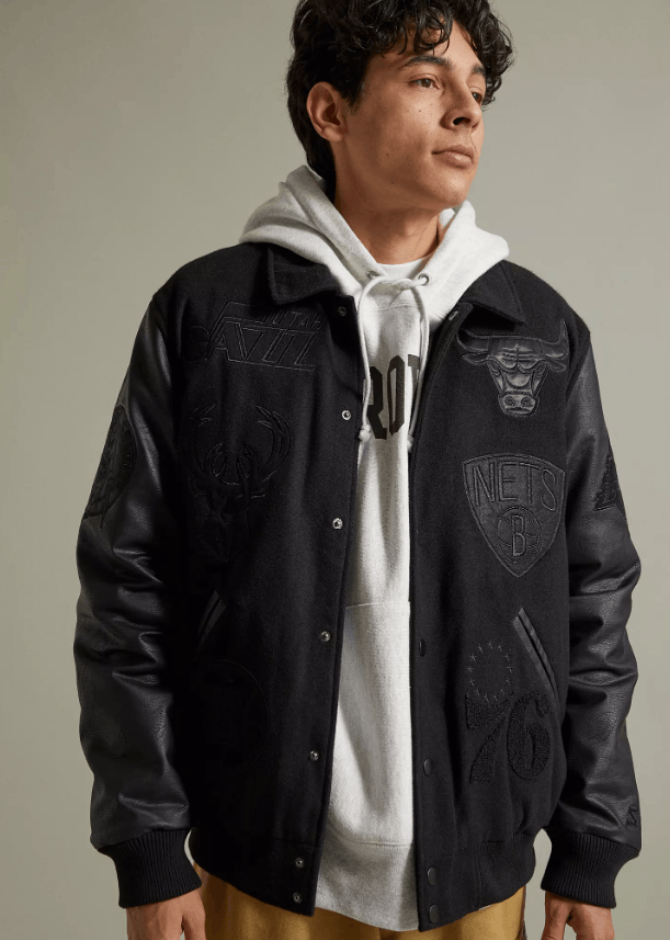 Starter Starter UO Exclusive Tonal Patch NBA Varsity Jacket Size US S / EU 44-46 / 1 - 1 Thumbnail