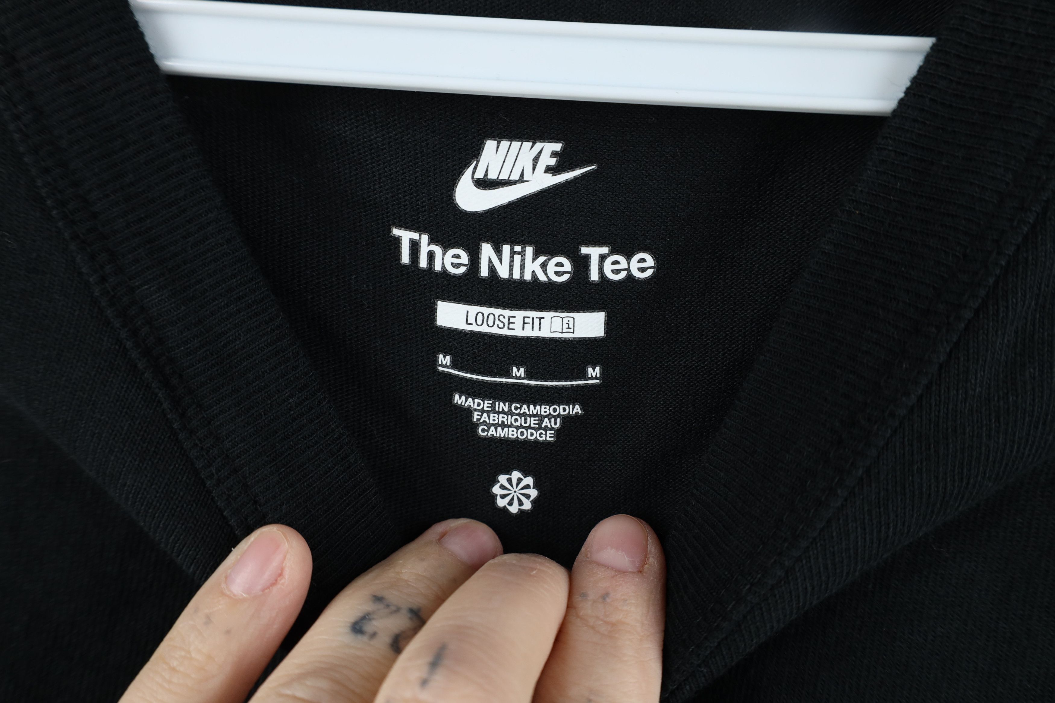 Nike Vintage Y2K Nike Center Swoosh Heavyweight T-Shirt Black Size US M / EU 48-50 / 2 - 7 Thumbnail