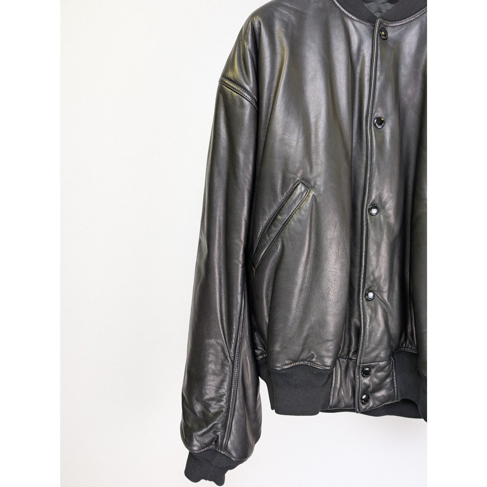 Balenciaga o1rshd1 Back Logo Leather Down Jacket in Black Size US L / EU 52-54 / 3 - 4 Thumbnail