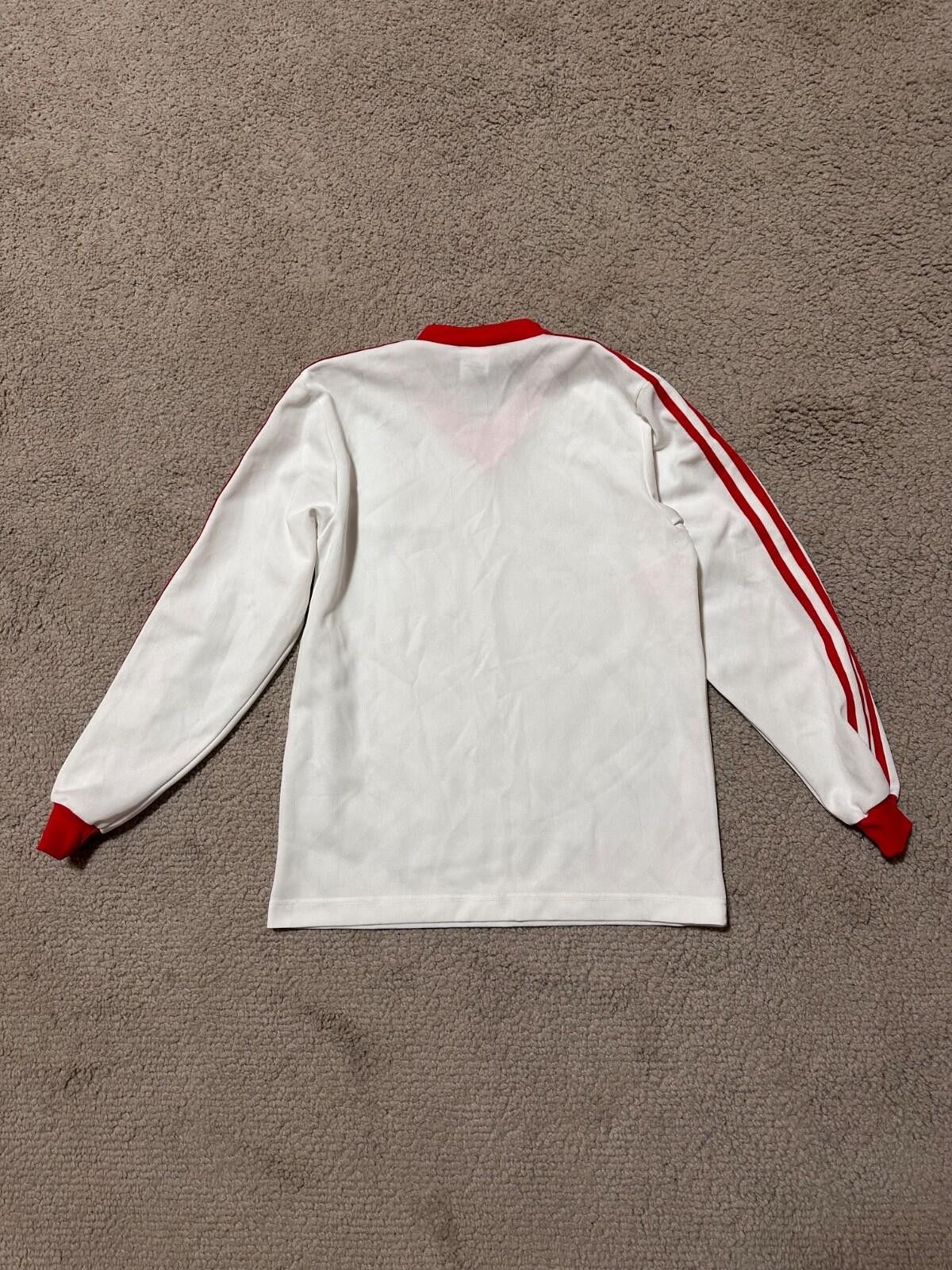 Adidas Vintage Adidas Football Long Sleeve Shirt Sz XS Size US XS / EU 42 / 0 - 6 Thumbnail