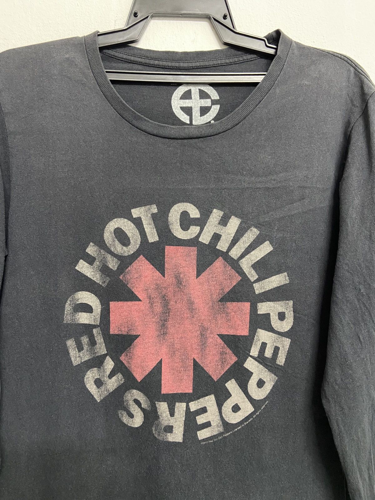 Band Tees Primal Engine Red Hot Chili Peppers Long Sleeve Shirt Size US M / EU 48-50 / 2 - 2 Thumbnail
