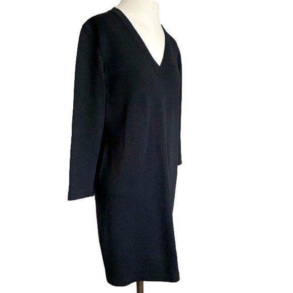 St. John St John Black Wool Blend Santana Knit V-Neck Knee Dress 🇺🇸 Size M / US 6-8 / IT 42-44 - 4 Thumbnail