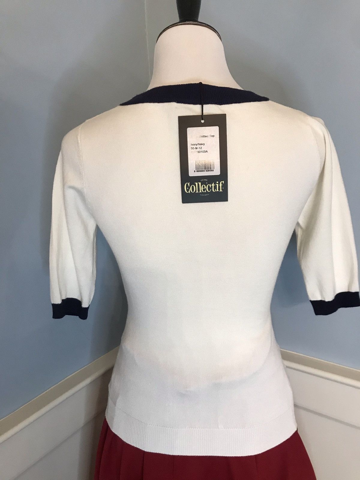Other NWT Collectif Freya Knitted Top in ivory and navy Sz M Size M / US 6-8 / IT 42-44 - 4 Thumbnail