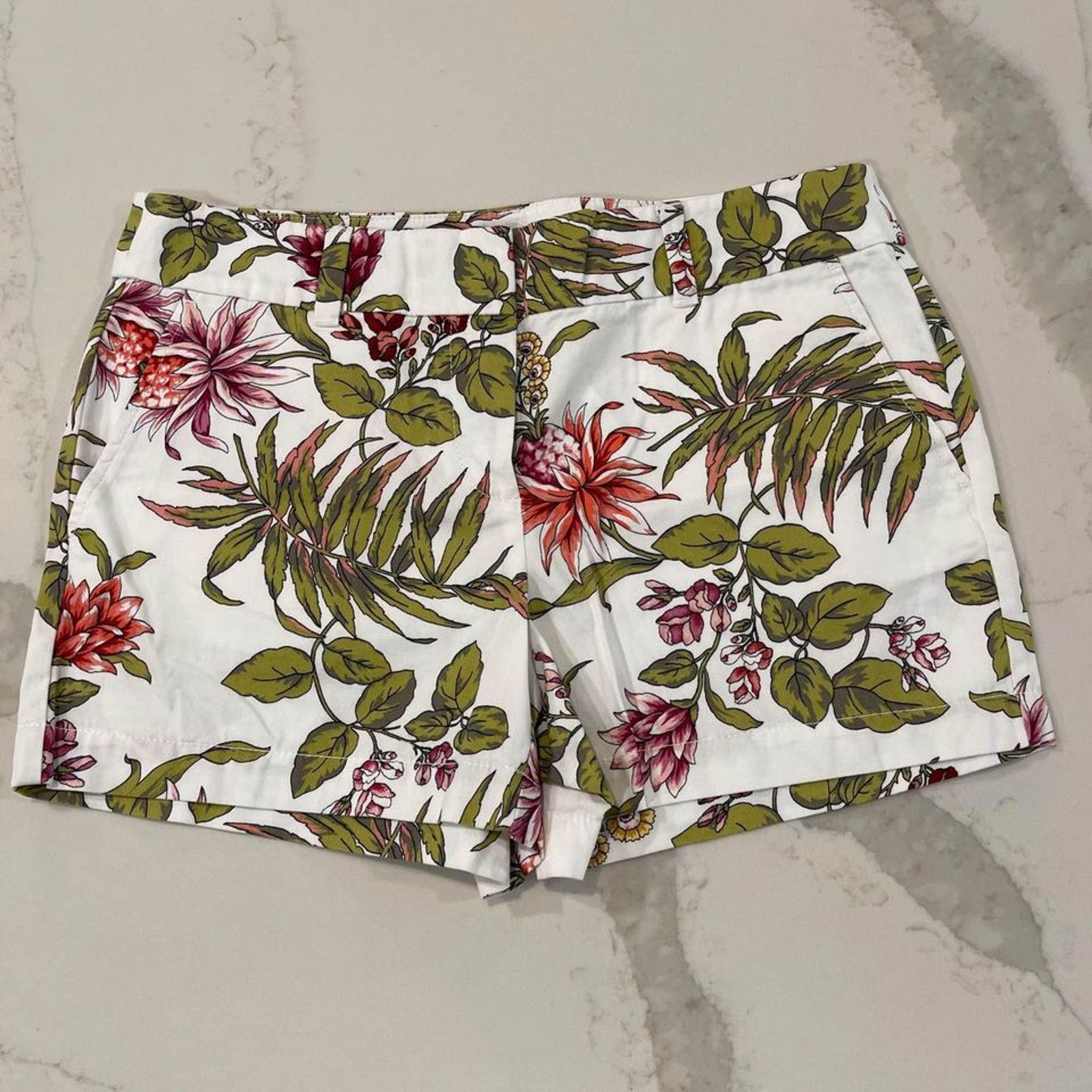Loft Loft Outlet Women's Shorts 4 Floral Pockets 4" Short NWT Size 27" / US 4 / IT 40 - 1 Thumbnail