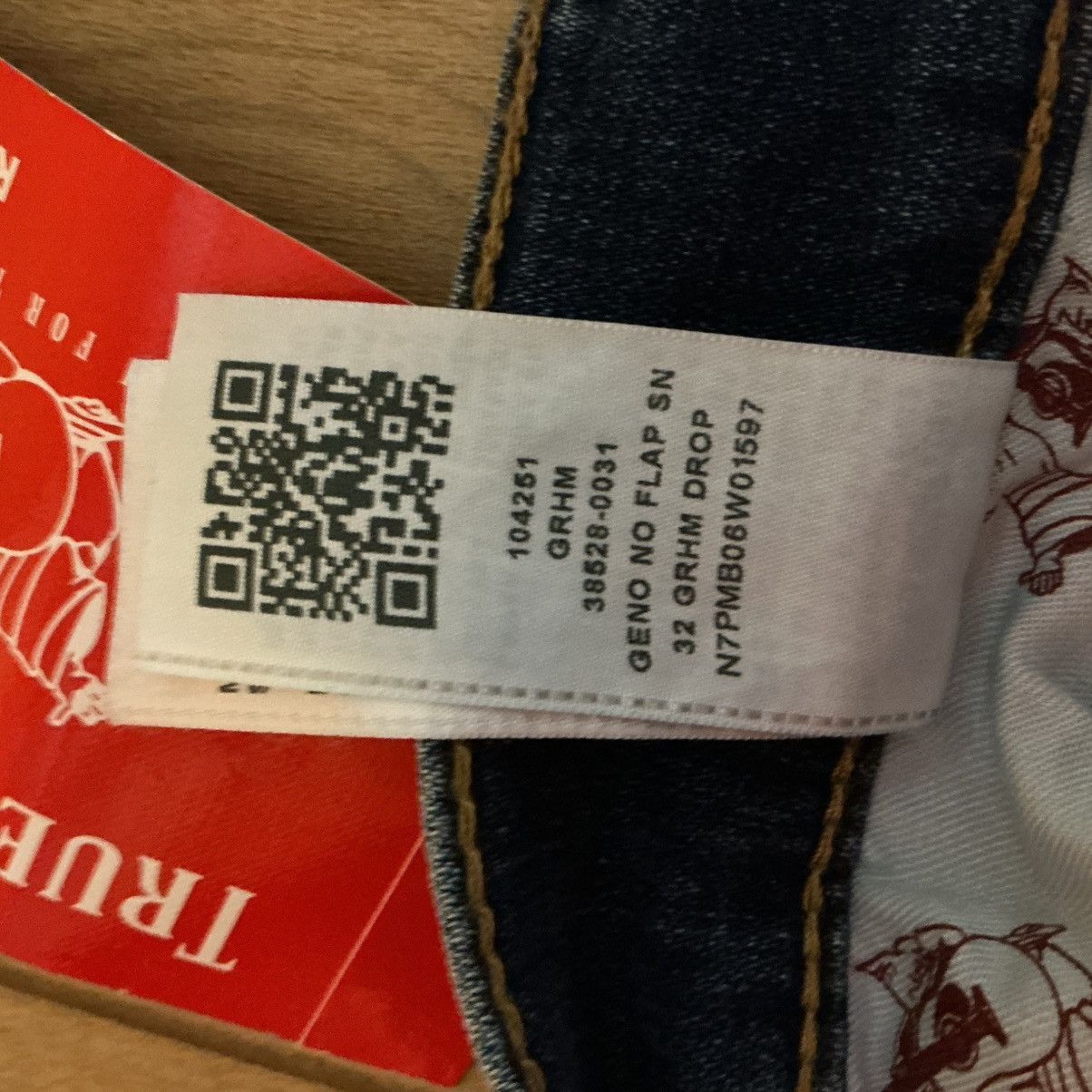 True Religion New True Religion Straight Leg Jeans Men’s size 30/32 Size US 30 / EU 46 - 10 Thumbnail