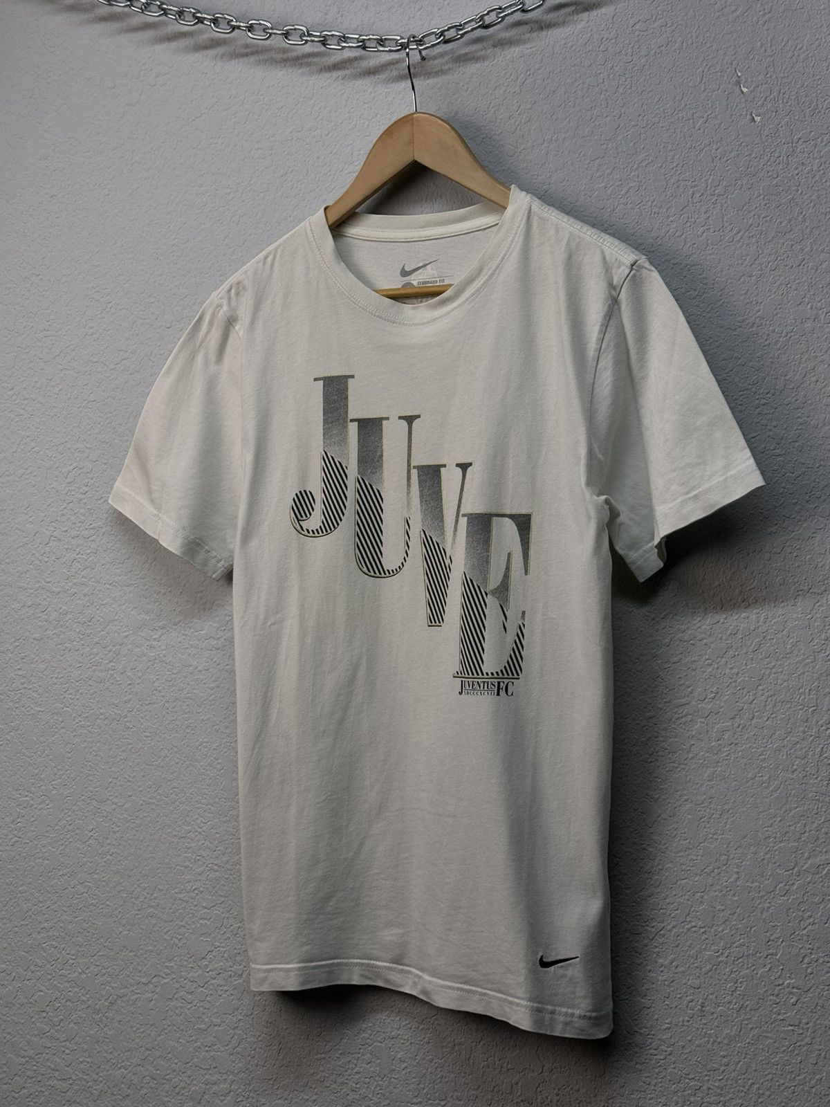 Vintage NIKE JUVENTUS 2012/13 SOCCER FOOTBALL SHIRT JERSEY Size US S / EU 44-46 / 1 - 2 Thumbnail