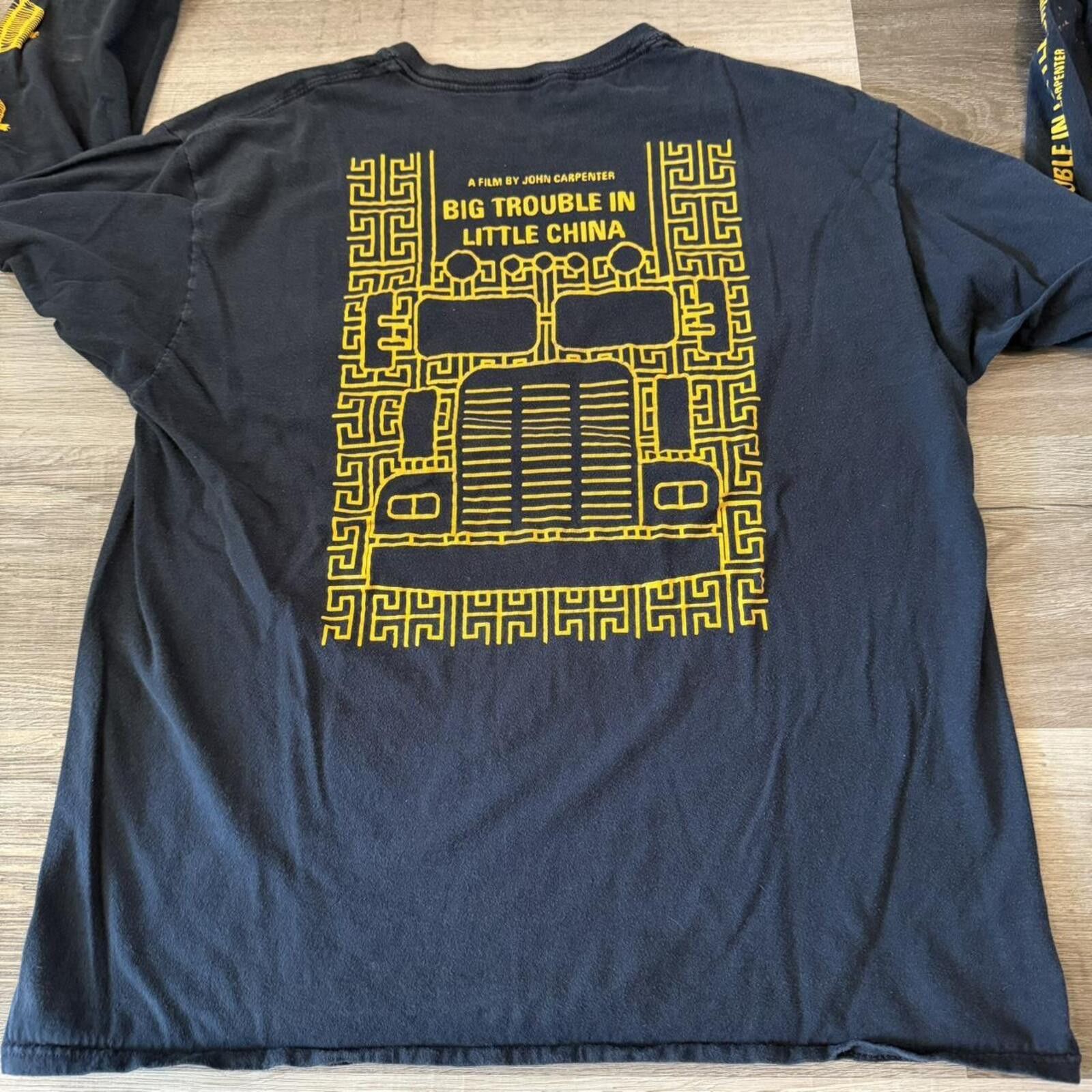 Fruit Of The Loom big trouble in little china long sleeve t shirt L Size US L / EU 52-54 / 3 - 6 Thumbnail