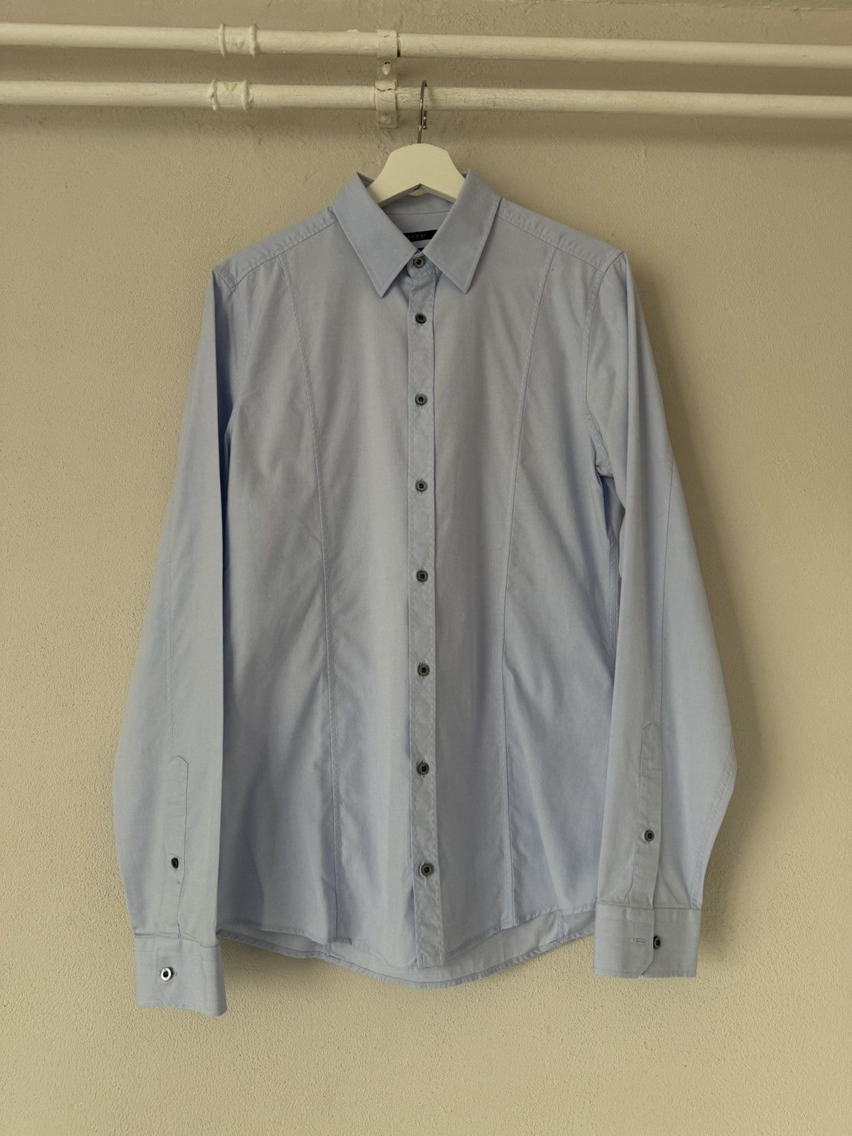 Gucci Light Blue Slim Shirt with Mother of Pewrl Buttons Size US M / EU 48-50 / 2 - 1 Thumbnail