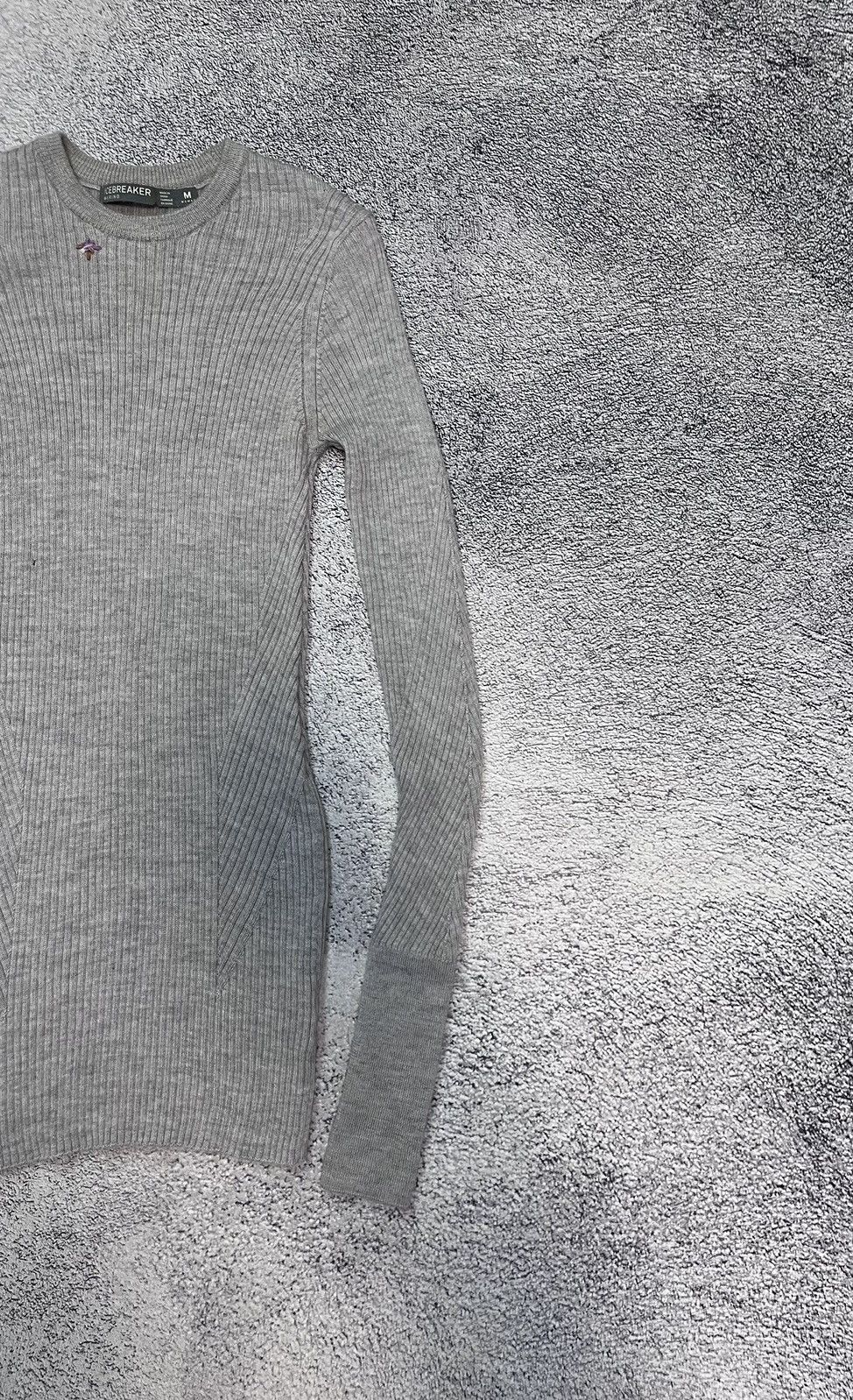 Icebreaker Icebreaker Merino Women’s Dress Long Sleeve 100% Wool Size M Size M / US 6-8 / IT 42-44 - 4 Thumbnail