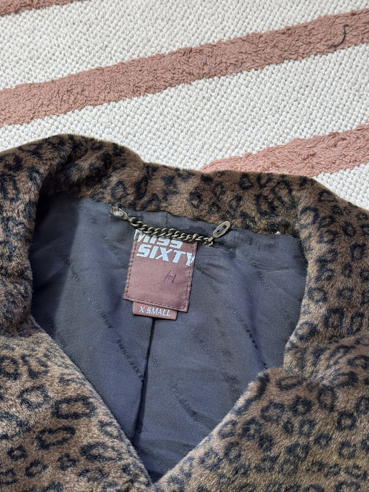 Miss Sixty VINTAGE MISS SIXTY LEOPARD PRINTED FAUX FUR COAT Size XS / US 0-2 / IT 36-38 - 8 Thumbnail