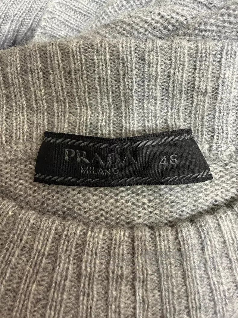 Prada Prada Gray cashmere sweater Size US S / EU 44-46 / 1 - 3 Thumbnail