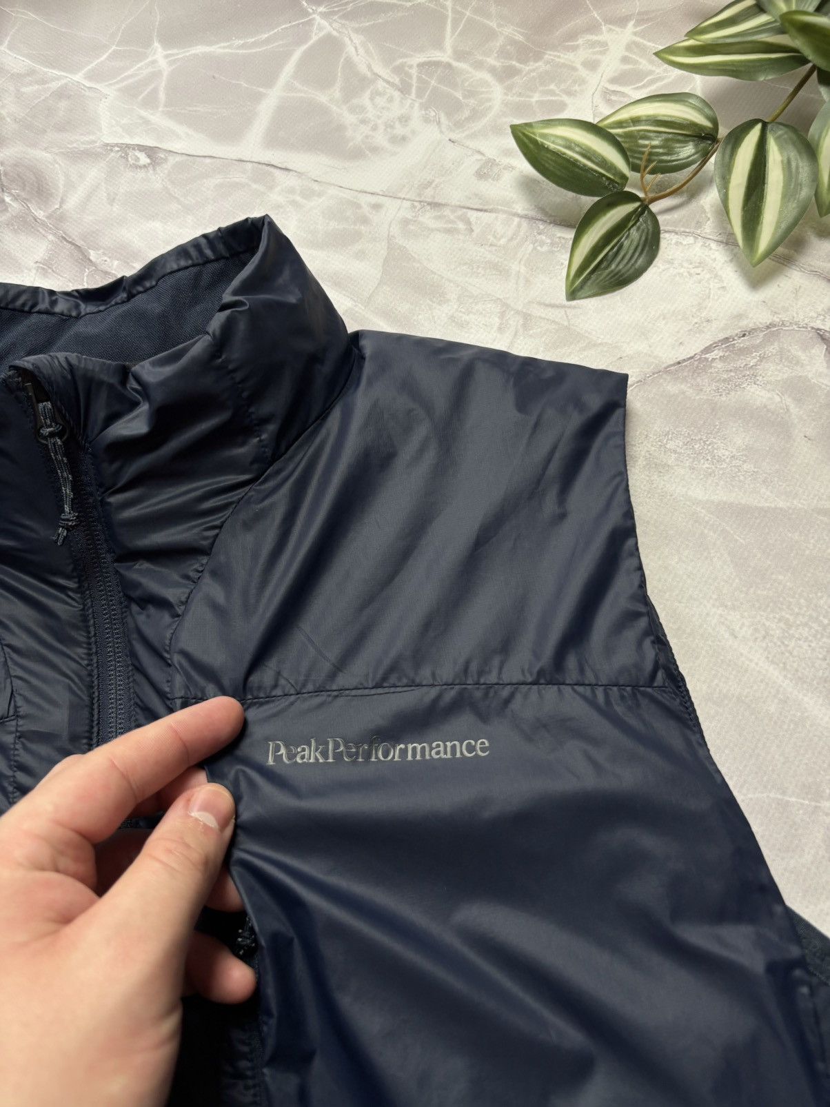 Peak Performance Peak Performance Radiance Insulated Hybrid Vest Women's XL Size XL / US 12-14 / IT 48-50 - 4 Thumbnail