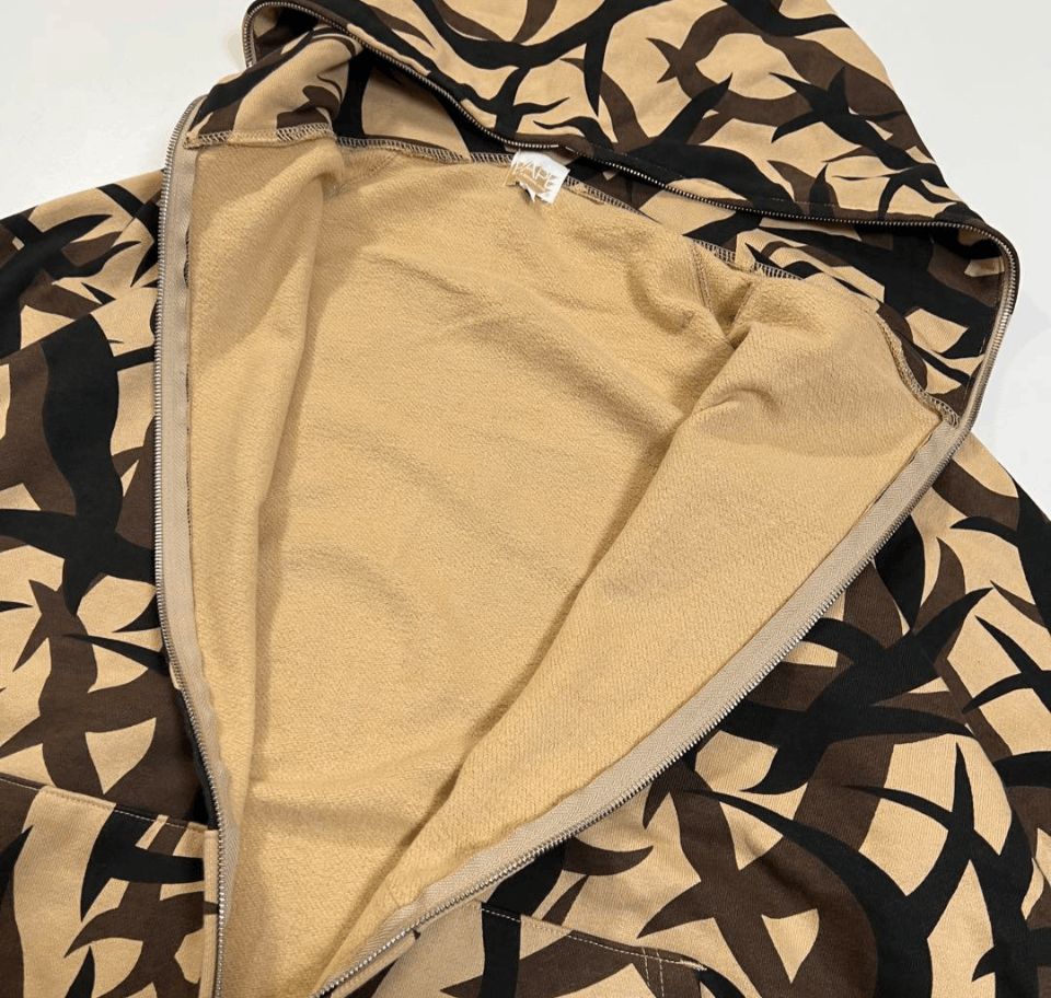 Bape Bape Bape Vintage 2000s Tribal Camouflage zip-up hoodie Size US L / EU 52-54 / 3 - 4 Thumbnail