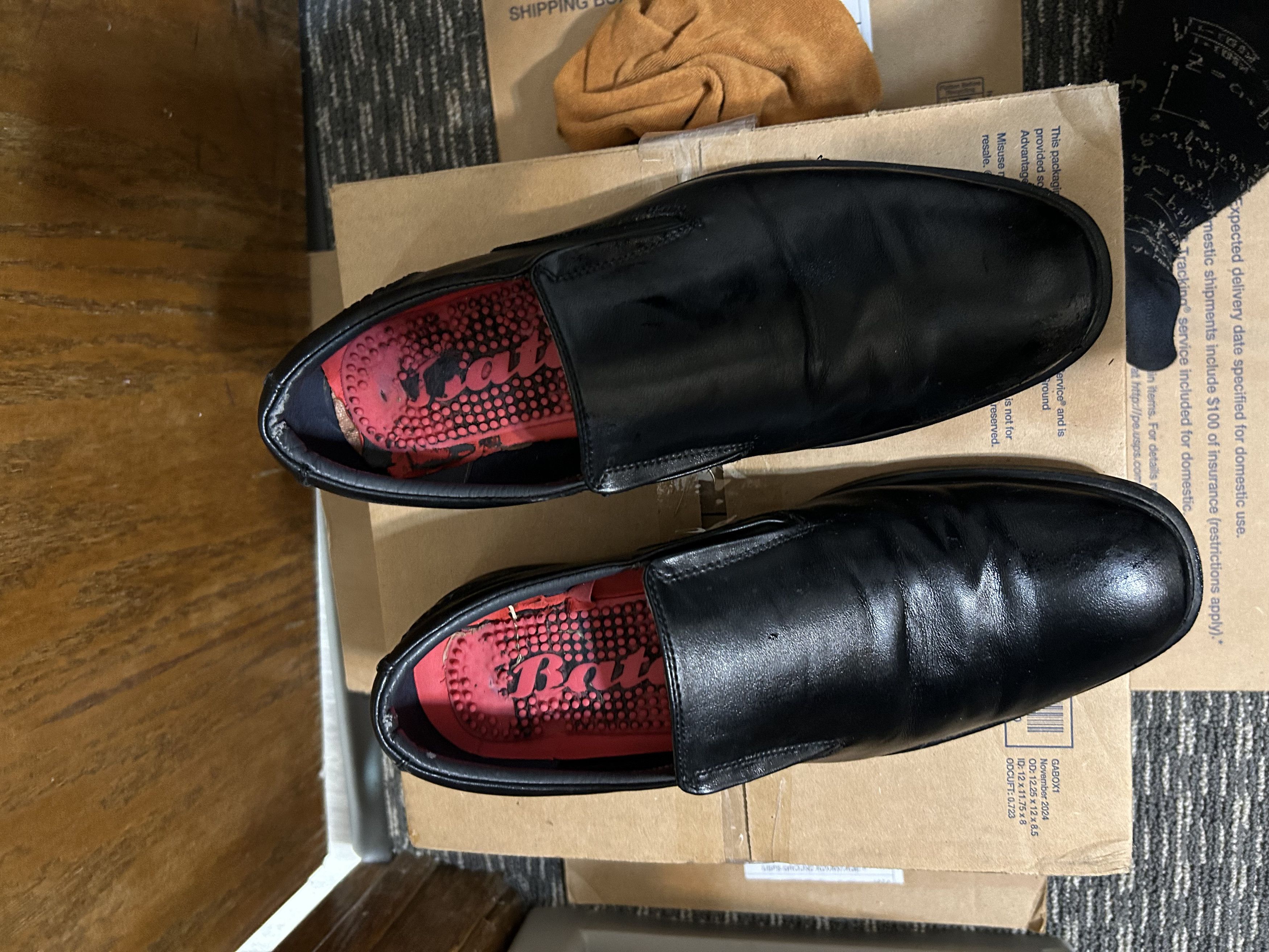 Bata BATA Men Acu-Pressure Dress Shoes 811X296 Size US 10 / EU 43 - 3 Thumbnail