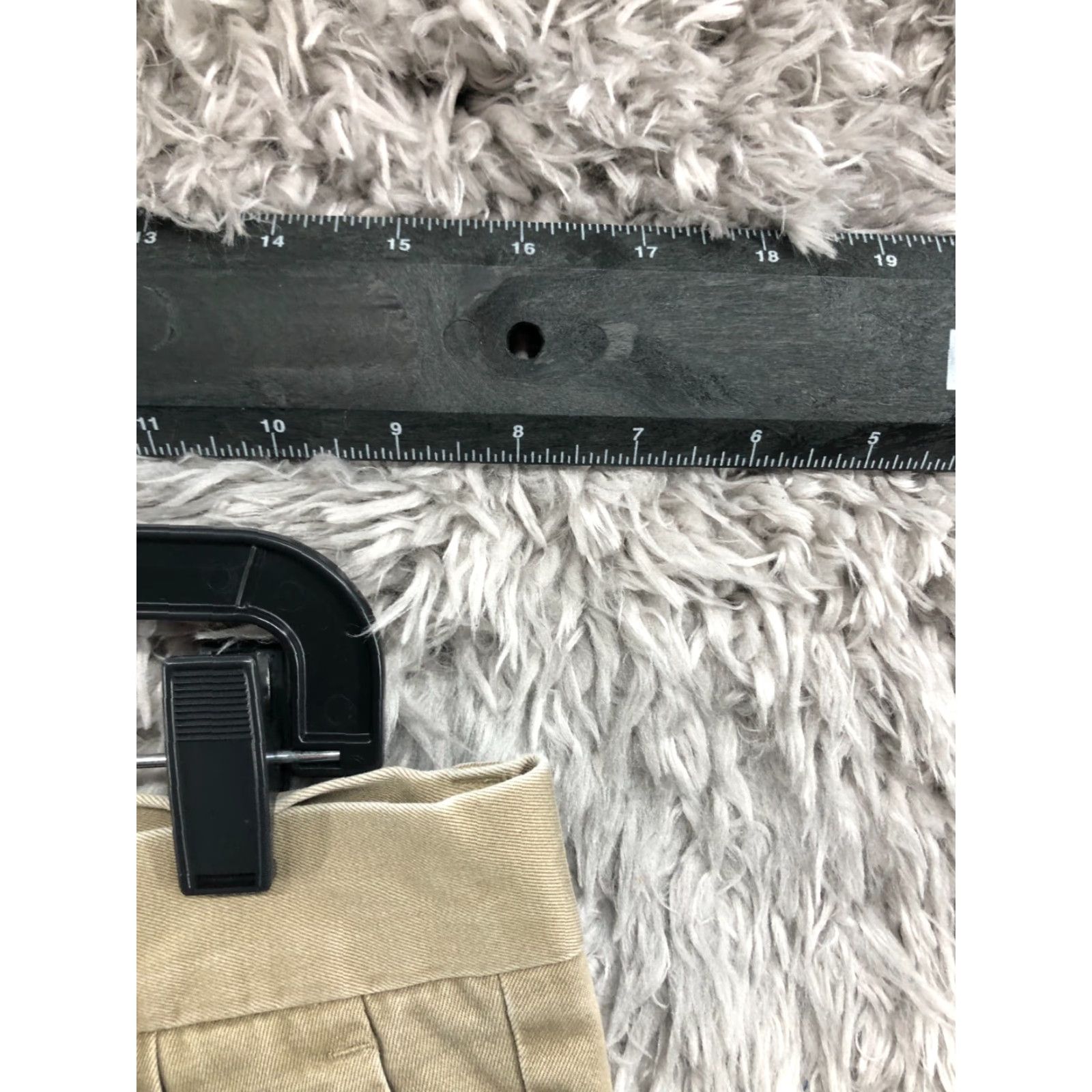 Dockers DOCKERS D3 Classic Khaki Pants Mens 32x34 Beige Flat Front Straight Leg Knits Casual Pants Size US 32 / EU 48 - 2 Thumbnail