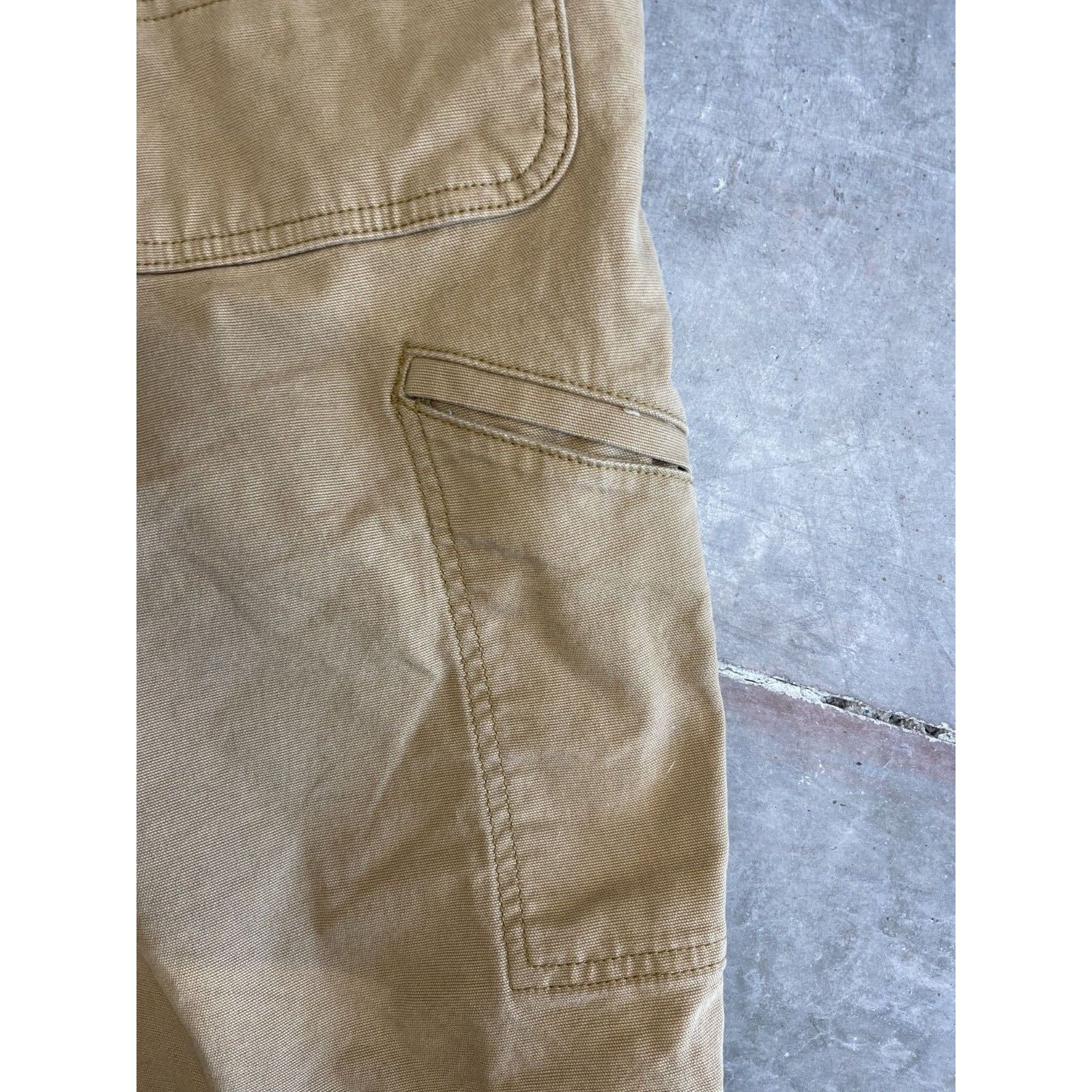 Carhartt VTG 90S Y2K RARE CARHARTT CARPENTER UTILITY SHORTS SZ 42 BRO Size US 42 / EU 58 - 2 Thumbnail