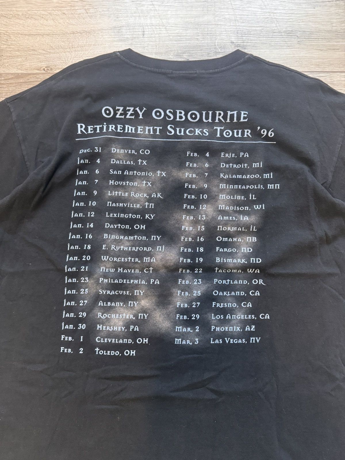 Ozzy Osbourne Ozzy Osbourne 1996 Retirement Sucks Tour Vintage Shirt Size US XL / EU 56 / 4 - 4 Thumbnail