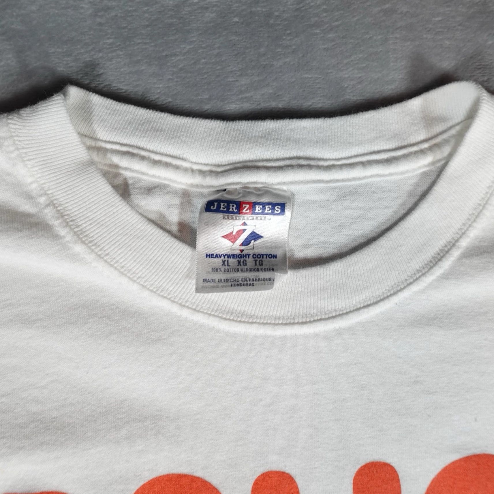 Vintage VINTAGE Police Headquarters Dunkin Donuts Parody T Shirt Mens XL (Fits L) Y2K Graphic Print White 2000s Mens XL Size US L / EU 52-54 / 3 - 6 Thumbnail