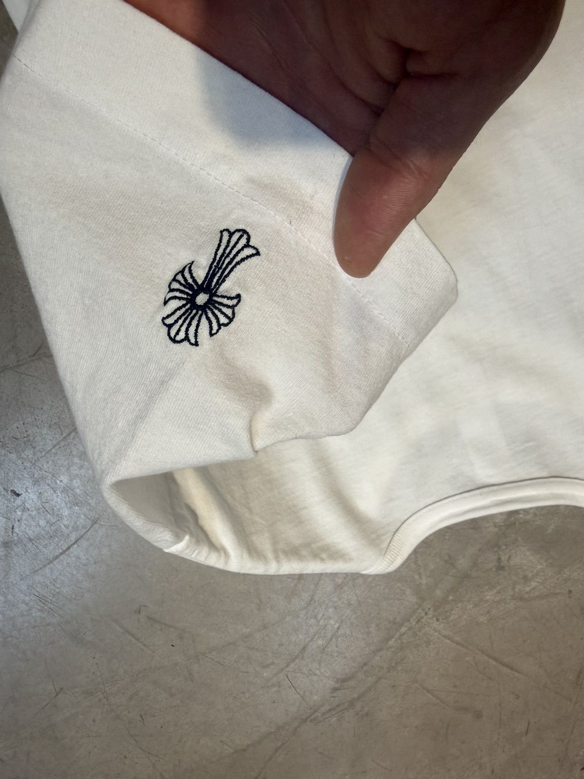 Chrome Hearts Chrome Hearts Embroidered Eyechart Logo T-Shirt White Size US M / EU 48-50 / 2 - 2 Thumbnail