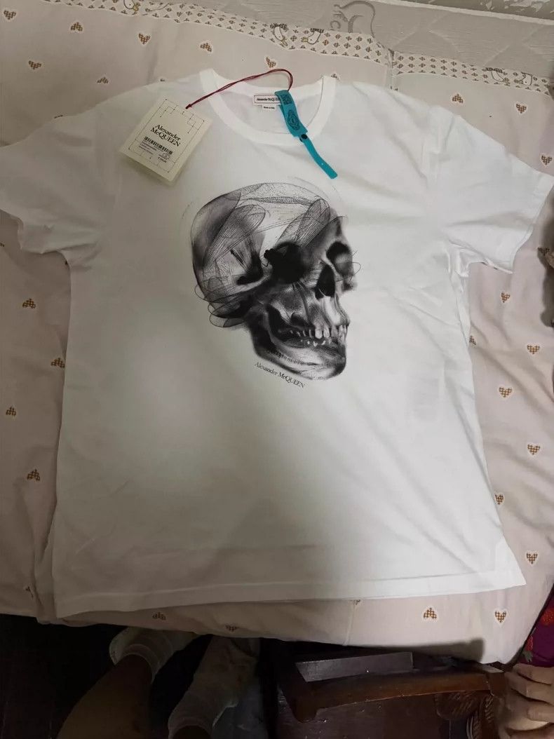 Alexander McQueen Alexander McQUEEN Loose short - sleeved T - shirt for men w Size US M / EU 48-50 / 2 - 1 Thumbnail