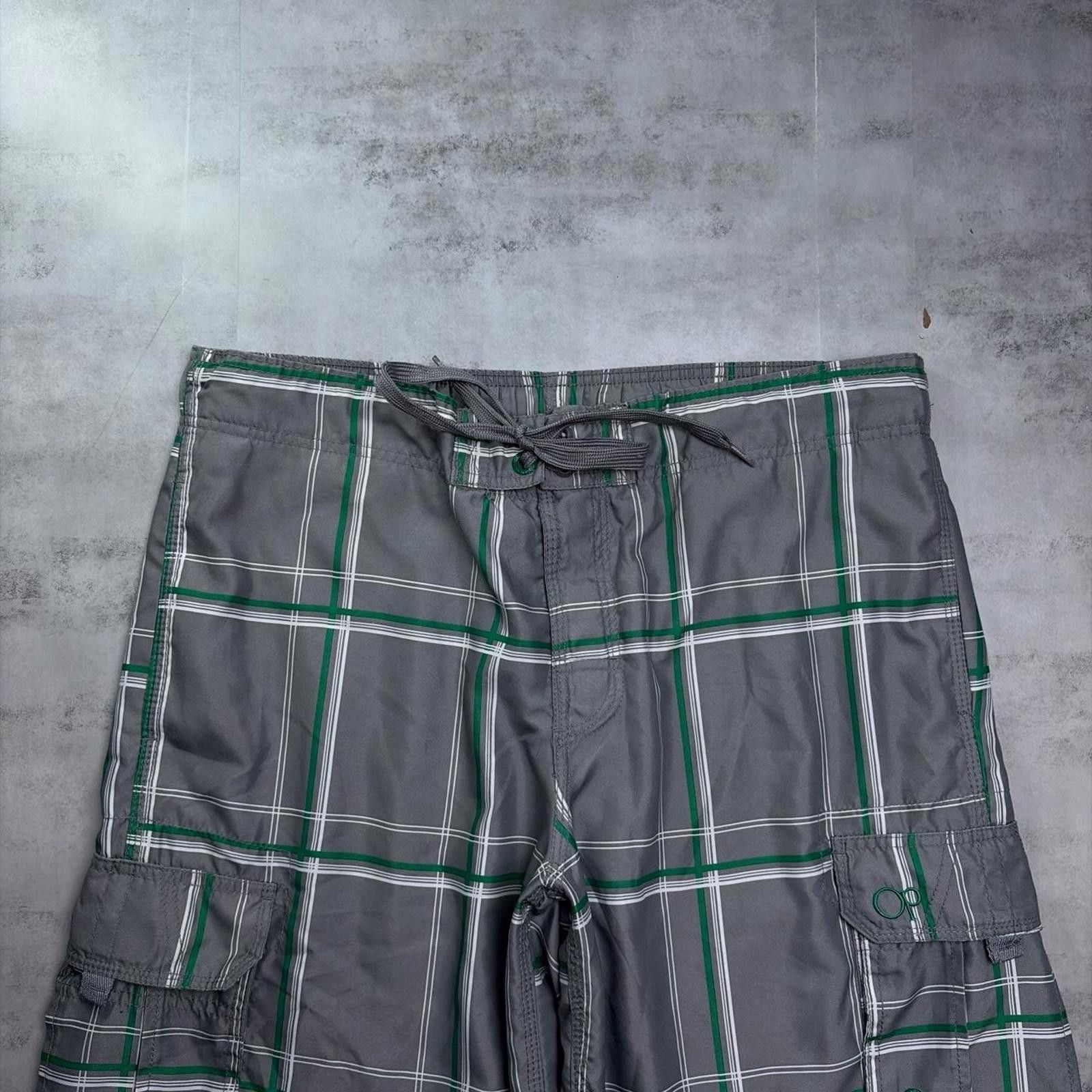 Ocean Pacific Y2K Grey Ocean Pacific Grunge Plaid Baggy Surf Board Shorts Size US 34 / EU 50 - 2 Thumbnail
