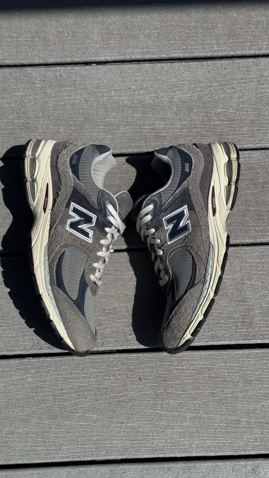 New Balance New Balance 2002R Size US 9 / EU 42 - 2 Thumbnail