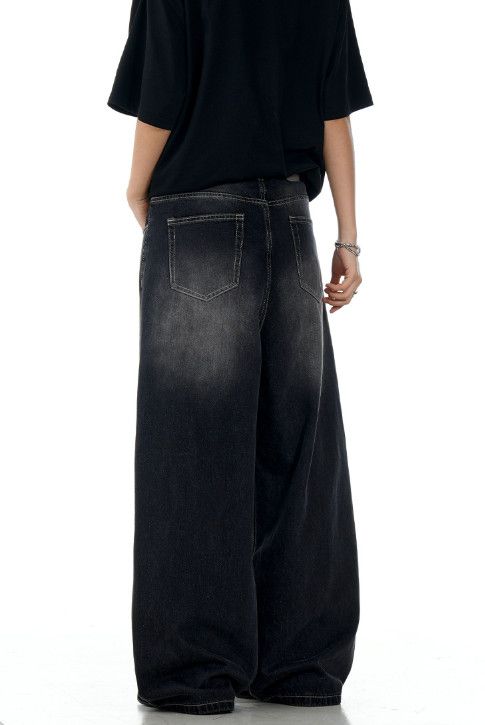 Jean Men's loose retro distressed casual wide-leg straight jeans Size US 32 / EU 48 - 4 Thumbnail