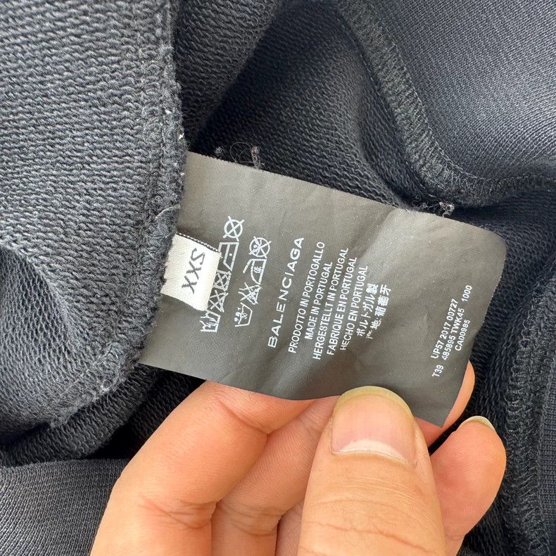 Balenciaga Balenciaga Distressed Black Eiffel Tower Logo Hooded Sweat Size XXS / US 00 / IT 34 - 4 Thumbnail