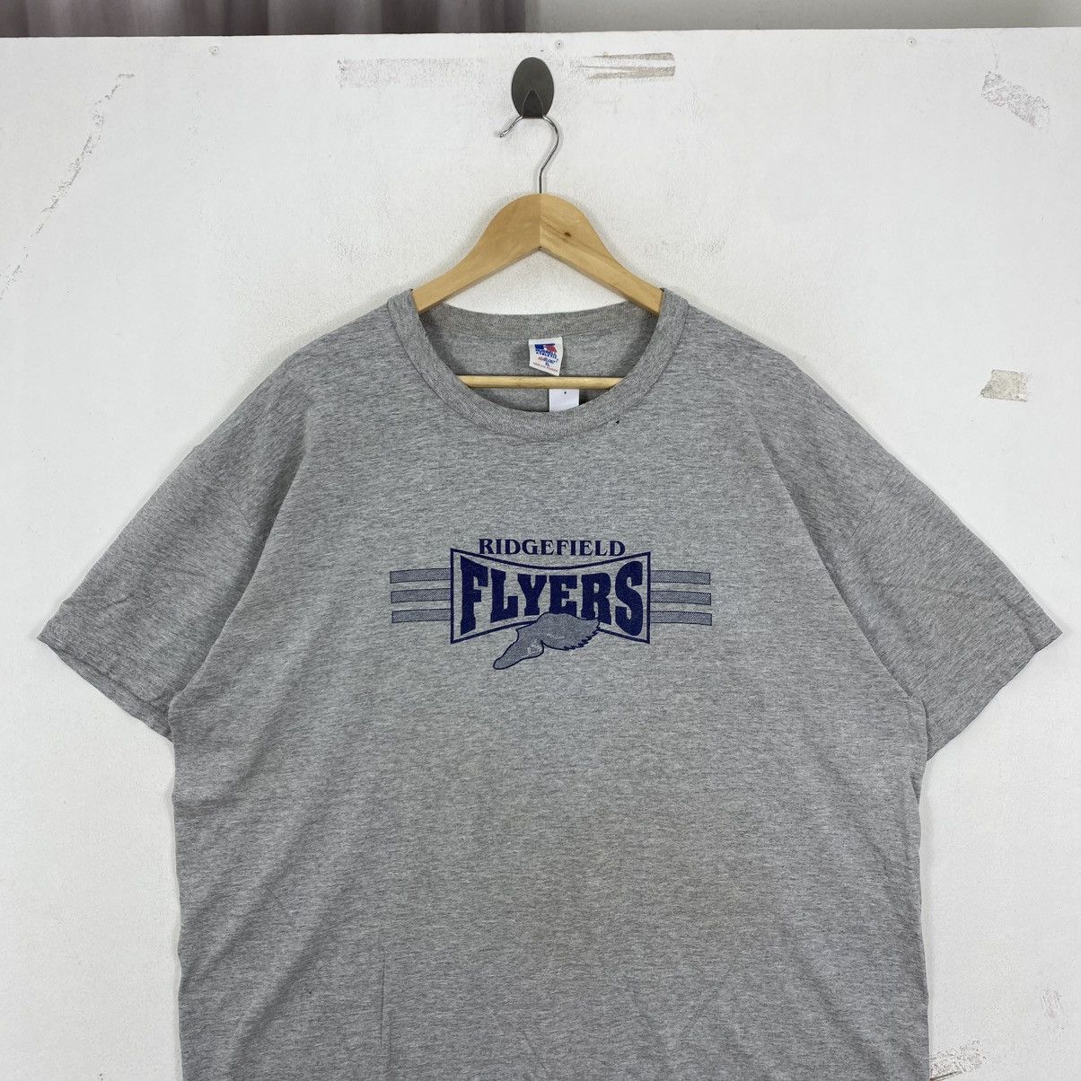 Vintage VTG Russell Athletic Flyers Graphic Tee XL Grey 90s/Y2K Size US XL / EU 56 / 4 - 3 Thumbnail