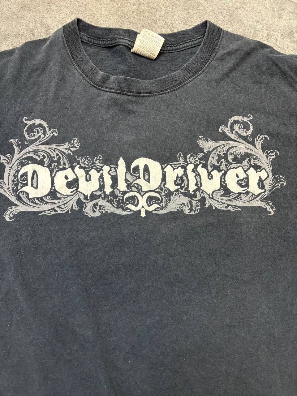 Band Tees × Vintage Vintage 2000s DevilDriver God and Devil Black Faded Tee Size US L / EU 52-54 / 3 - 3 Thumbnail