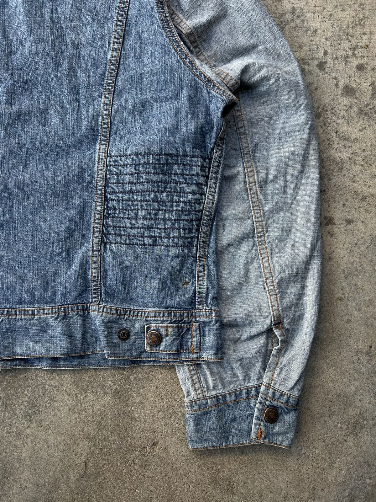 Vintage Vintage Chevignon Denim Jacket Distressed Grunge Size US M / EU 48-50 / 2 - 16 Thumbnail