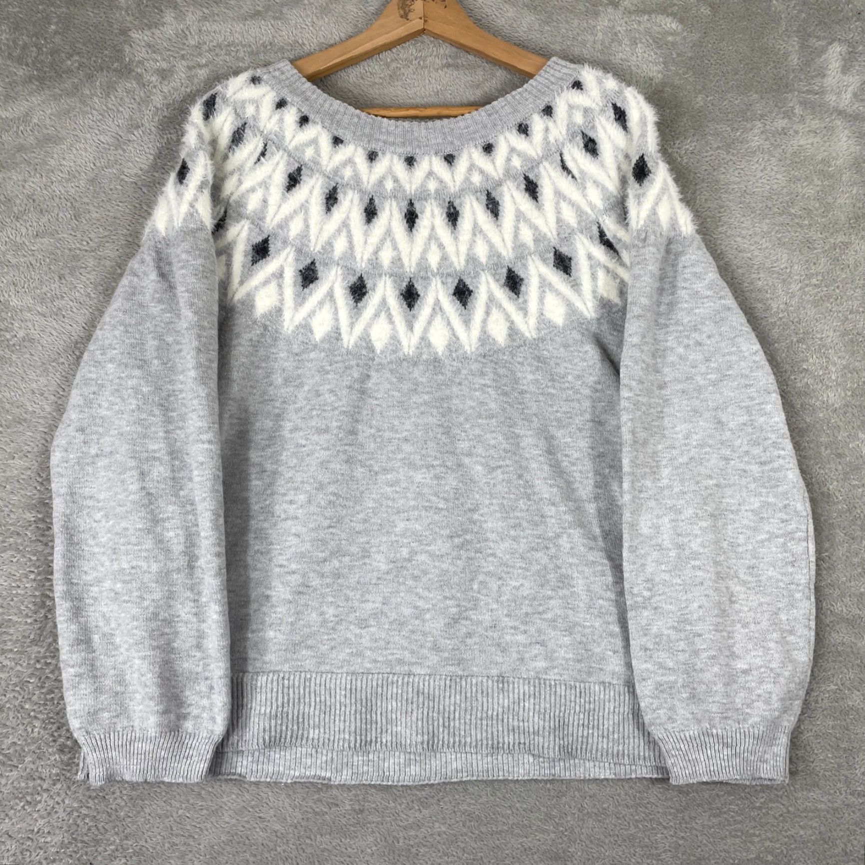 Vintage Maurices Sweater Womens Large Gray Fair Isle Fuzzy Yoke Knit Pullover Size L / US 10 / IT 46 - 2 Thumbnail