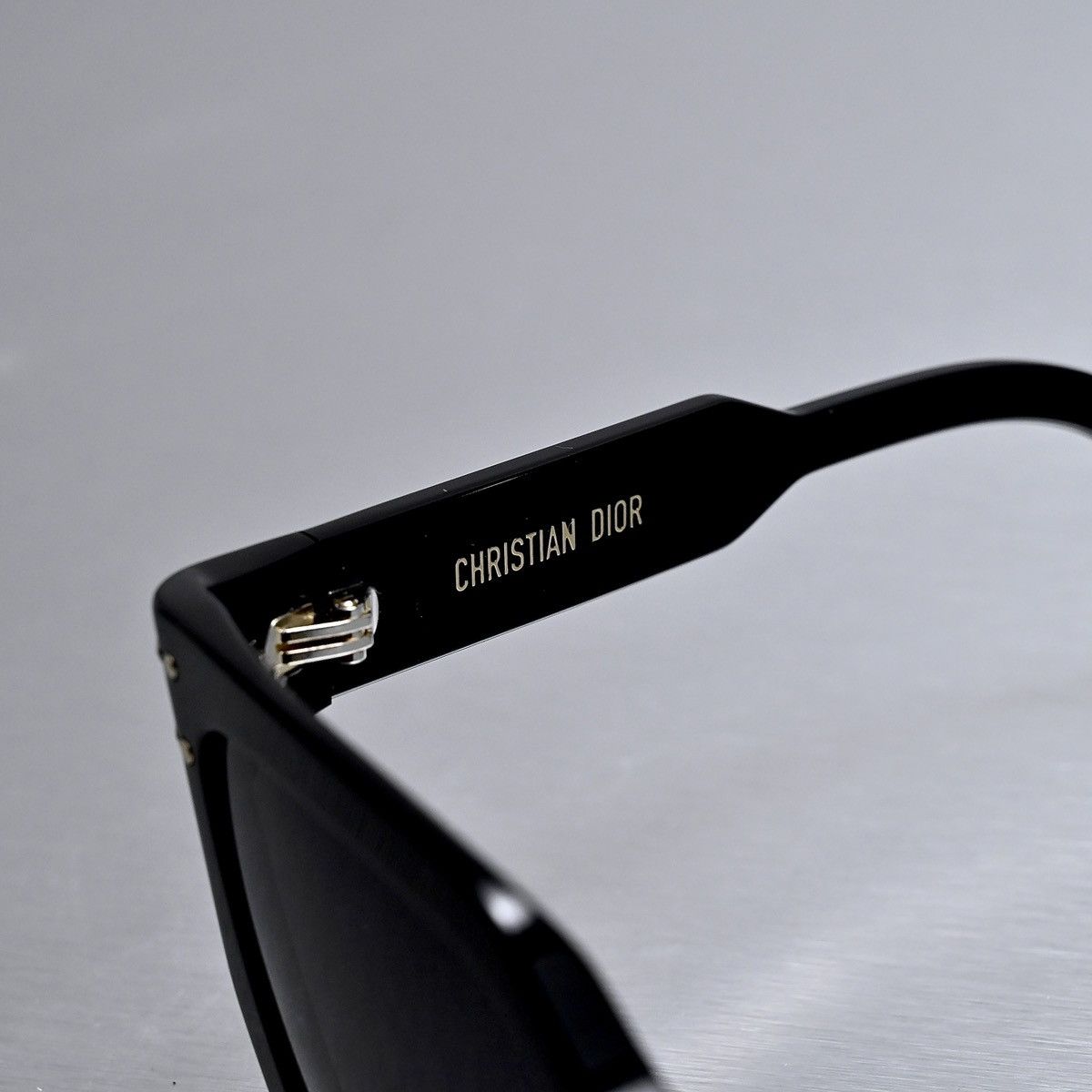 Dior DIOR DIORSIGNATURE S10F SUNGLASSES Size ONE SIZE - 4 Thumbnail