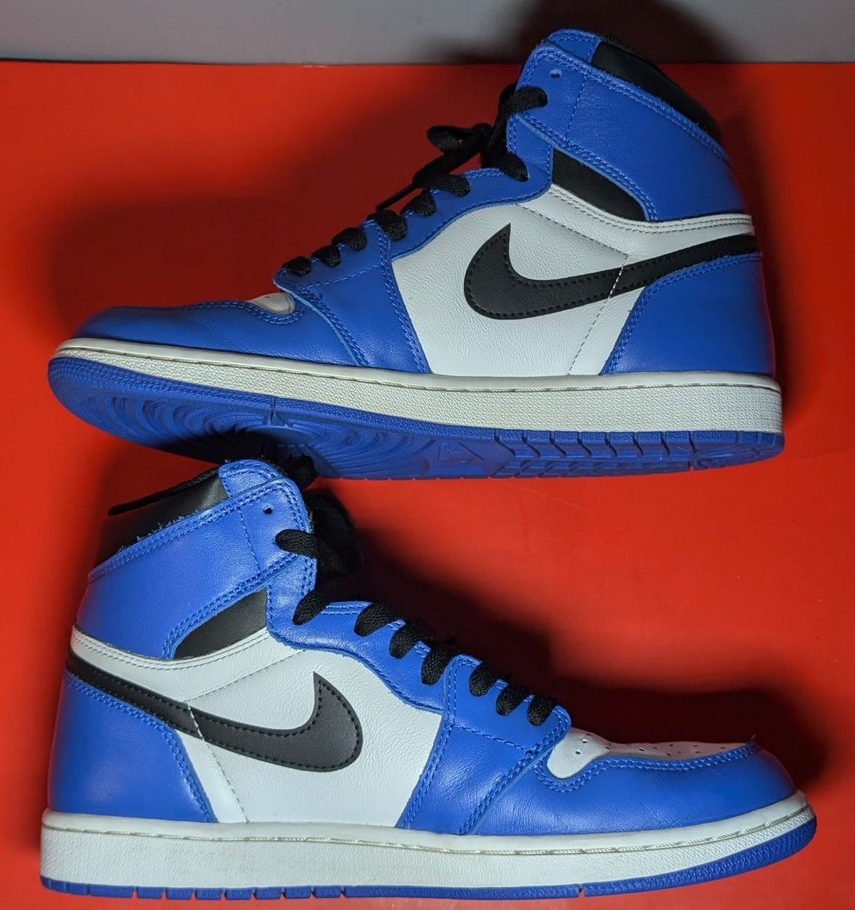 Jordan Brand Size 10 - Jordan 1 Retro High OG Game Royal 2018 Size US 10 / EU 43 - 2 Thumbnail