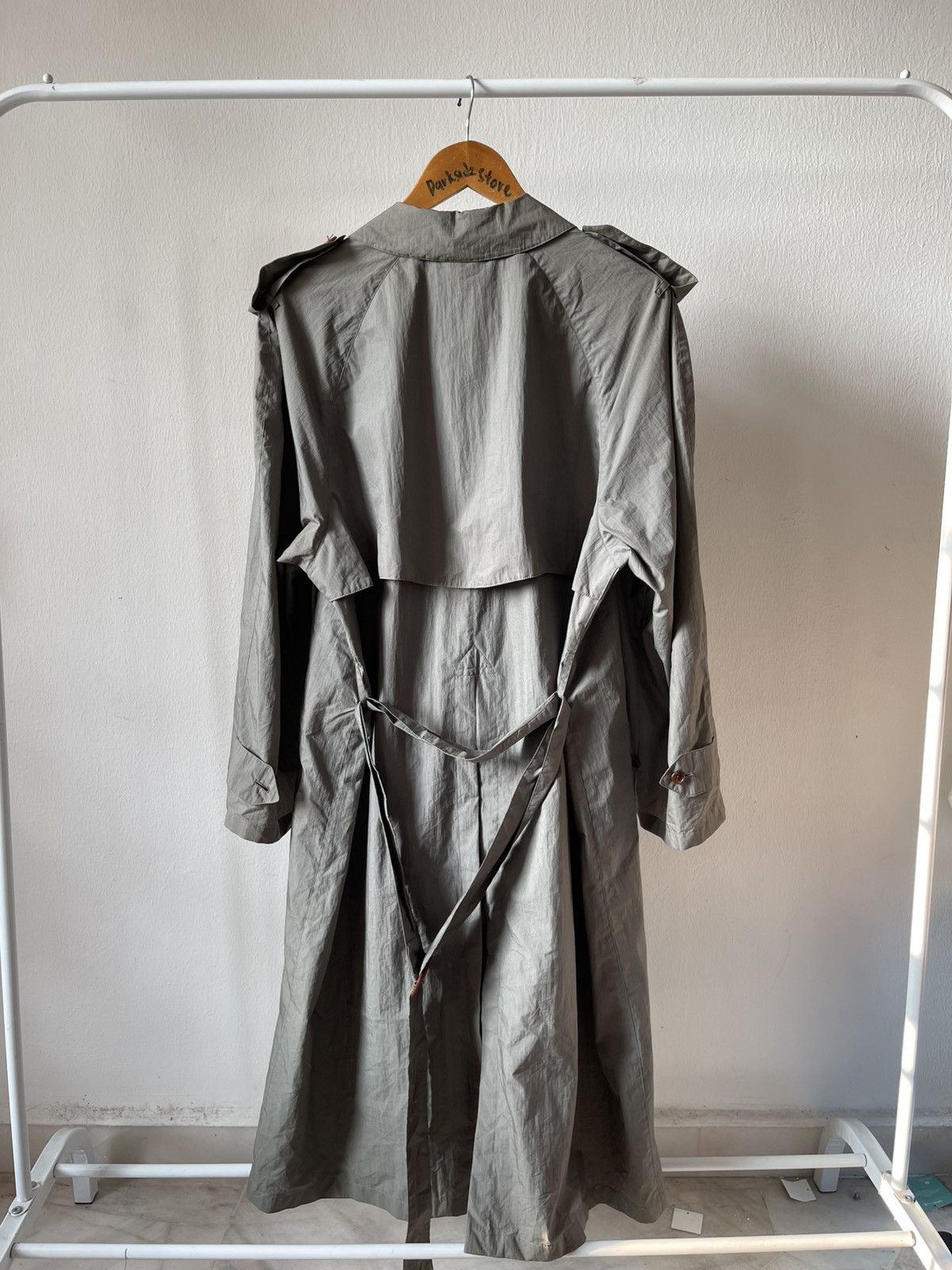 Burberry Vintage Burberry Nylon Long Coat b2 Size US L / EU 52-54 / 3 - 8 Thumbnail