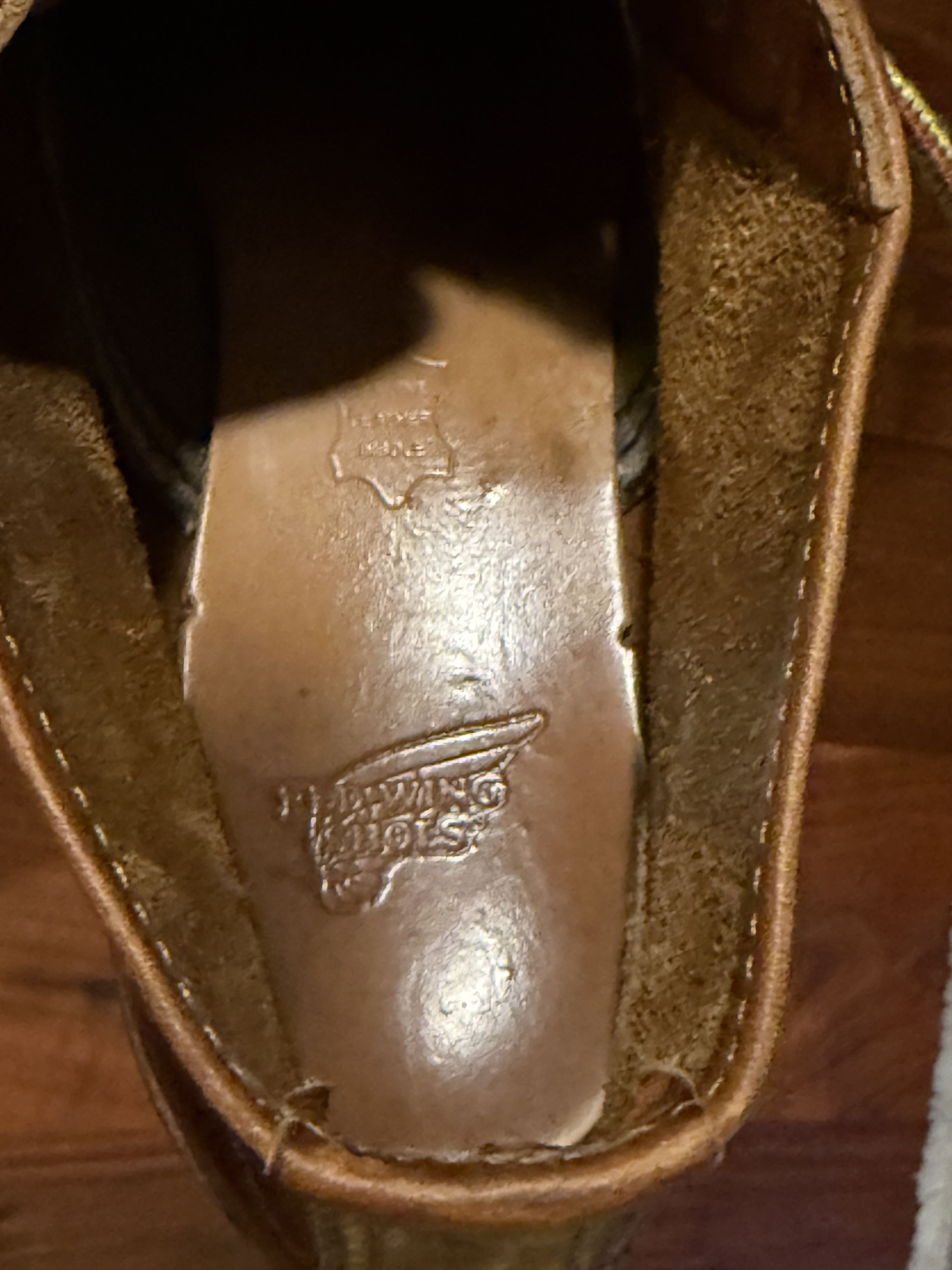 Red Wing Red Wing 3140 Chukka Oro Legacy Leather Size US 9.5 / EU 42-43 - 5 Thumbnail