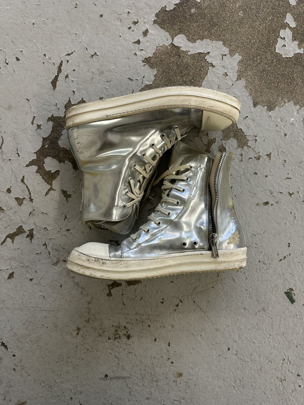 Rick Owens Rick Owens Ramons Silver Size US 10.5 / EU 43-44 - 2 Thumbnail