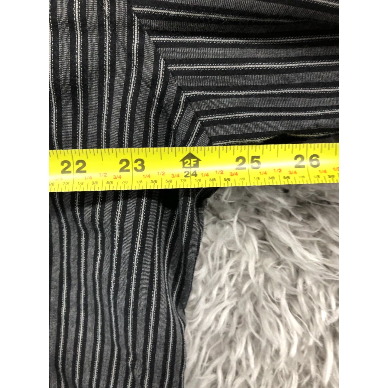 Arrow VINTAGE? No—Arrow Shirt XL Mens Long Sleeve Button-Down Collar Gray Stripe Size US XL / EU 56 / 4 - 4 Thumbnail