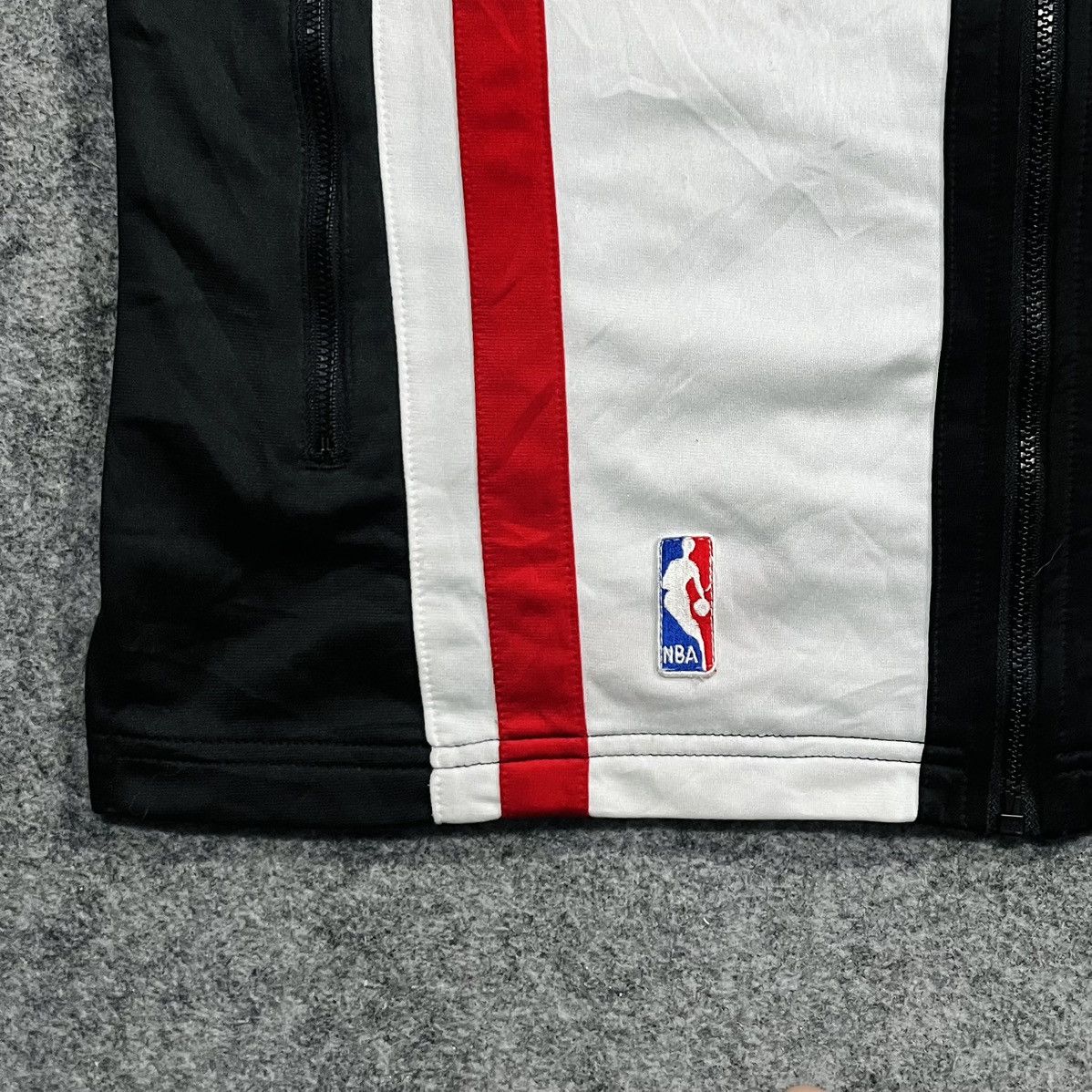 Champion NBA CHICAGO BULLS 90s WARM UP SHOOTING SHIRT Size US S / EU 44-46 / 1 - 3 Thumbnail