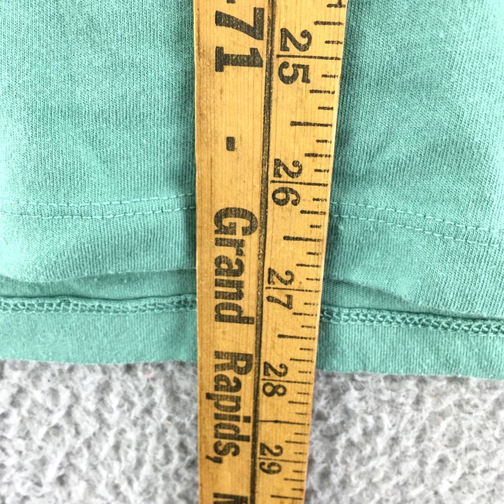 Old Navy Old Navy Tee Tshirt Top Womens Large Green Cotton Blend Graphic Print Back Shirt Size L / US 10 / IT 46 - 5 Thumbnail