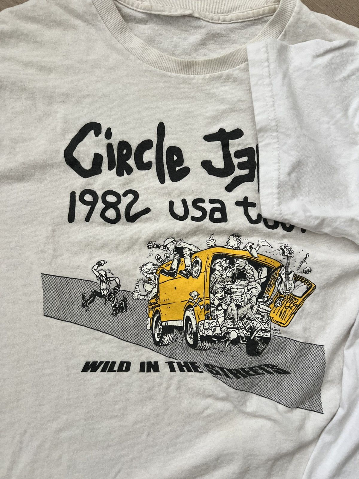 Gildan Two Circle Jerks Band Tees Worn Lot of 2 Size US M / EU 48-50 / 2 - 2 Thumbnail